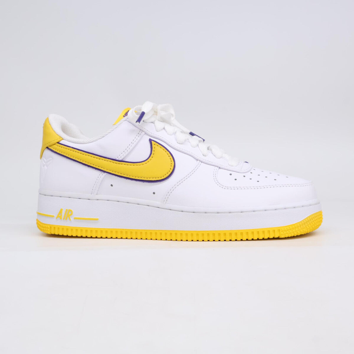 NIKE ナイキ x Kobe Bryan【新品同様】FZ1151-100 Air Force 1 Low Retro QS エアフォース1 ローレトロQS スニーカー シューズ