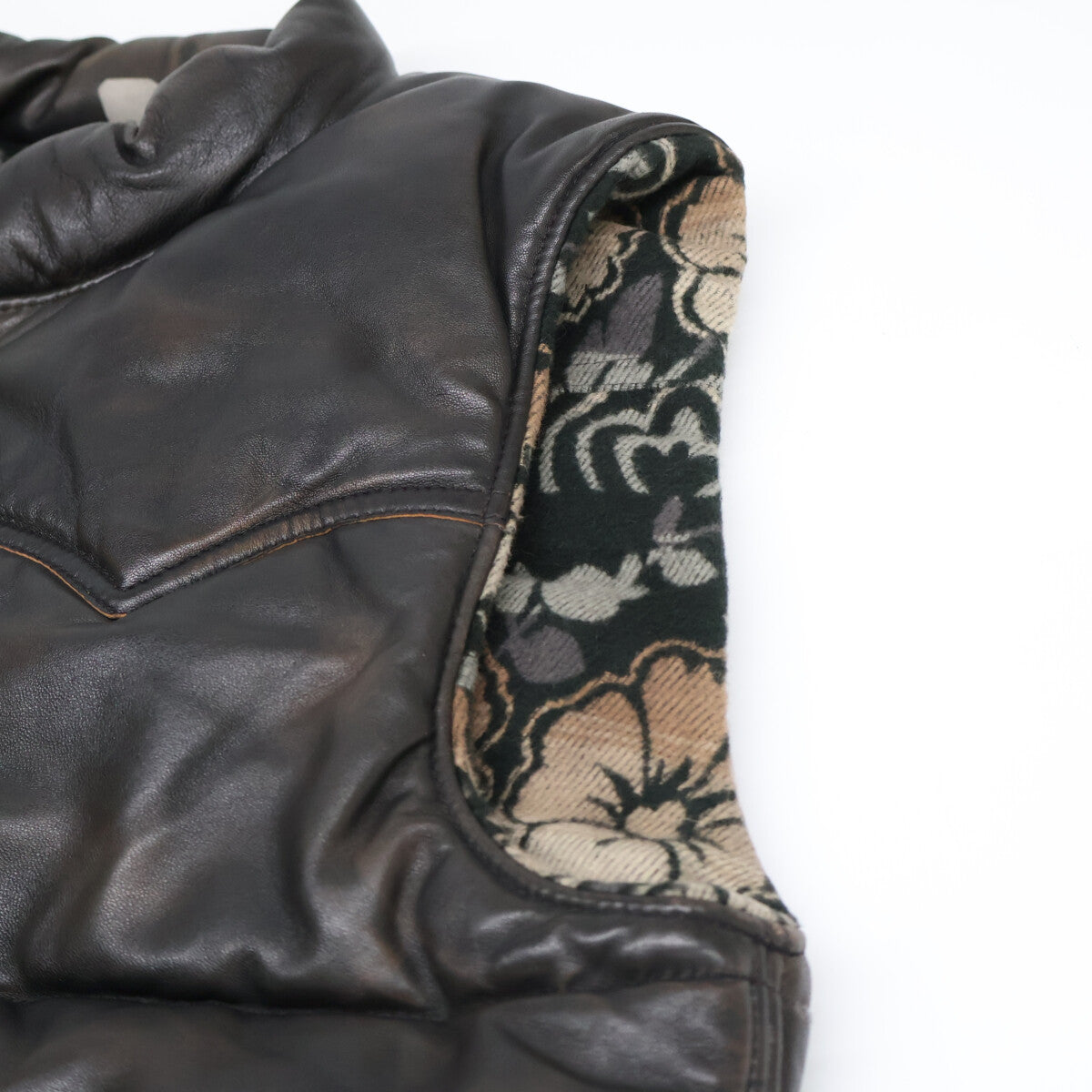 【美品/国内正品/26SS】MNRROTW1N220067 绵羊皮x花卉棉提花 双面穿马甲 XS/TP 男士