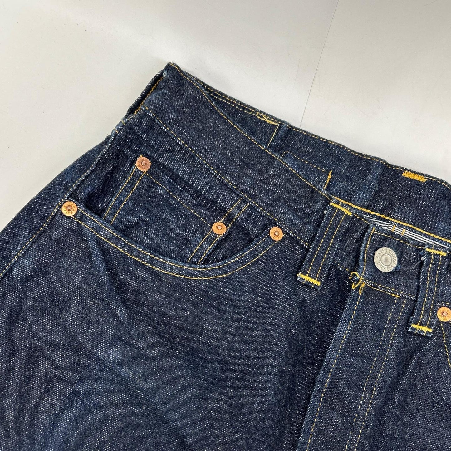 LEVI'S リーバイス 1937年モデル復刻 501XXC インディゴ ボタン裏555 BIG E シンチバック ボタンフライ ストレートデニムパンツ ボトムス