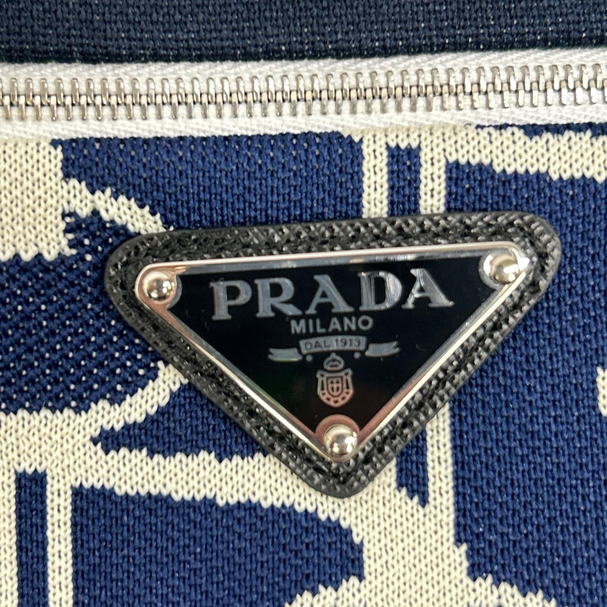 PRADA プラダ P114P 19年 ブルー×ホワイト トライアングルロゴプレート ニットジャガード総柄ラップスカート スカート