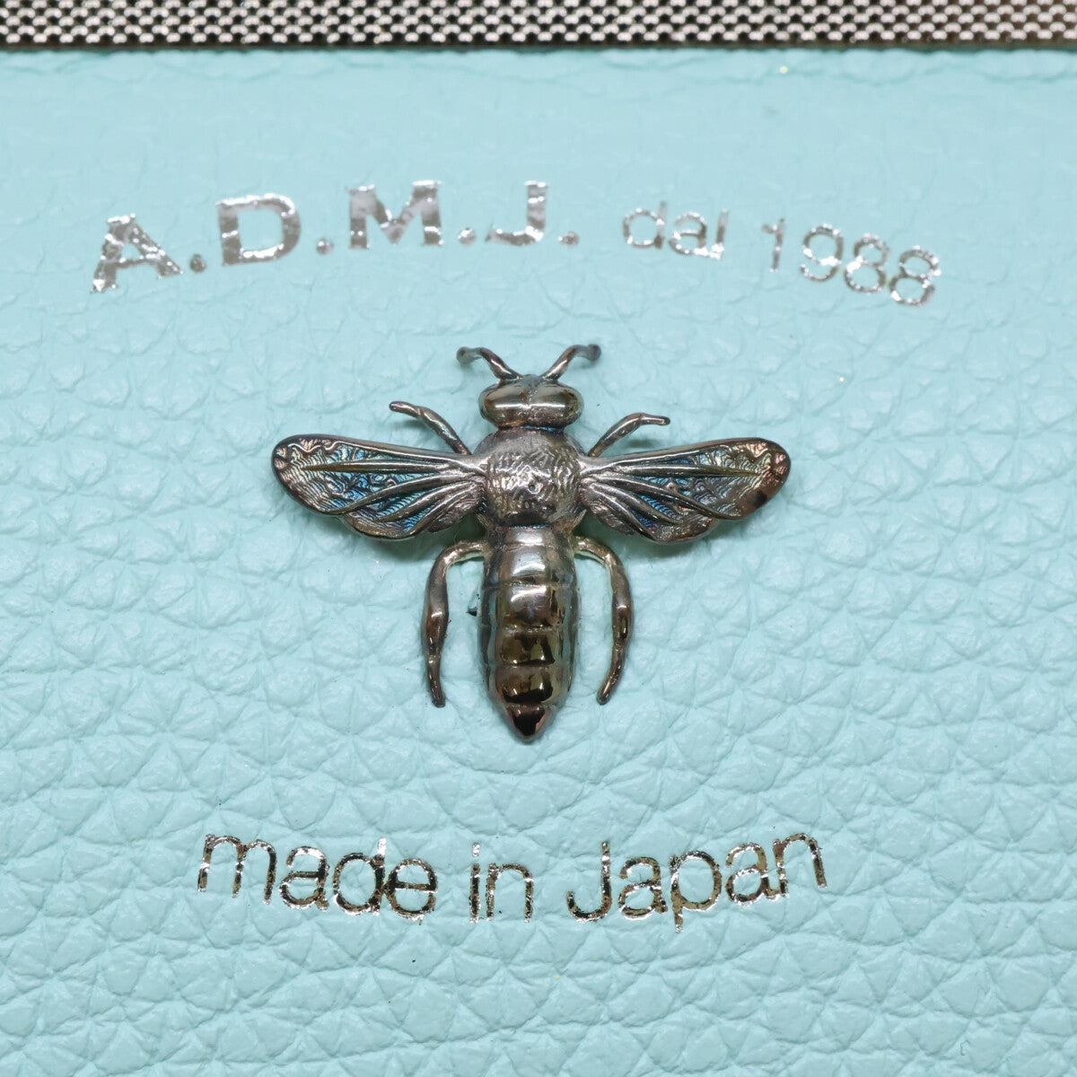 【Mint Condition】THE BEE Clasp Coin Purse for Women
