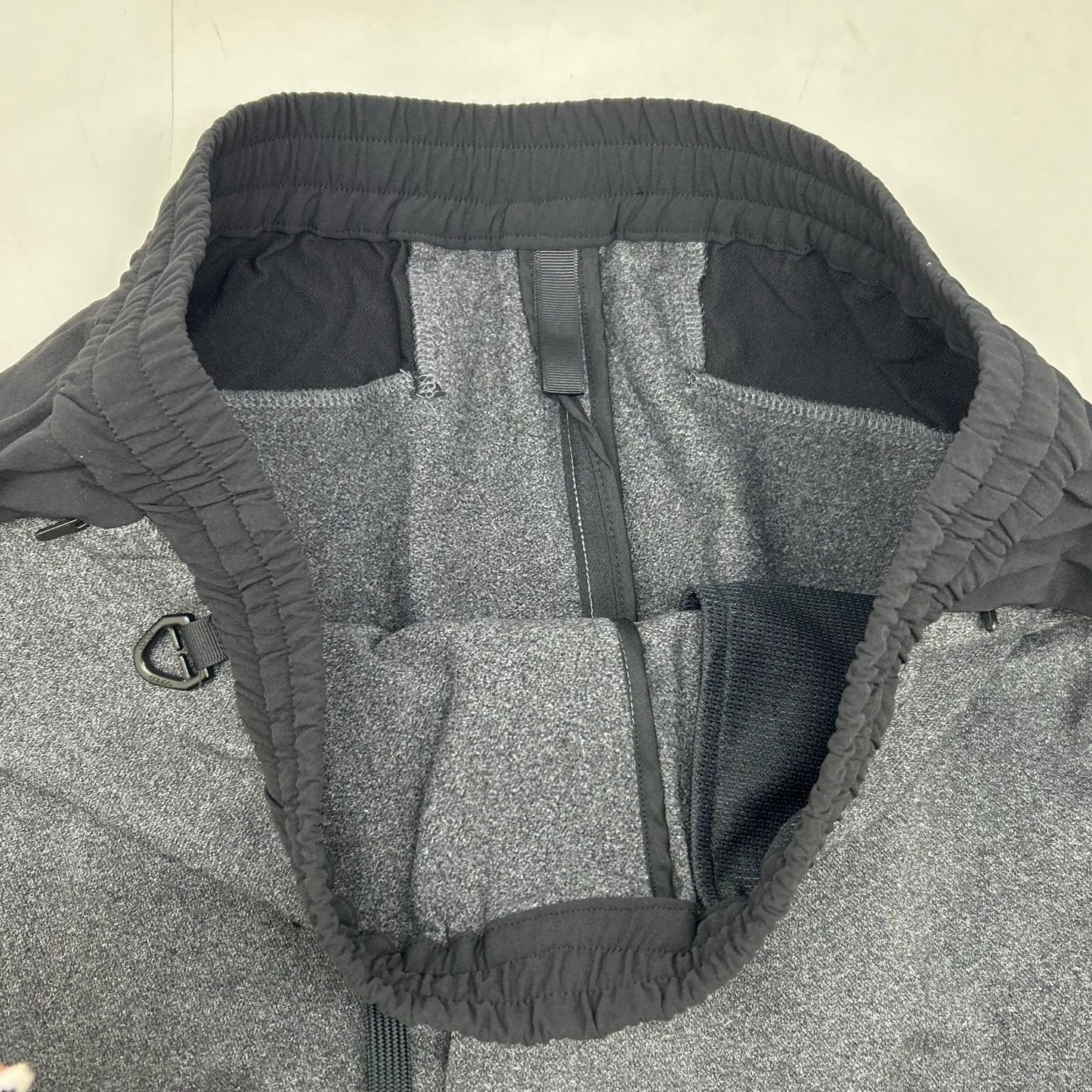 MSH20S5020 Gray x Black Nylon Bi-Color Tapered Easy Pants Bottoms 03 Men's
