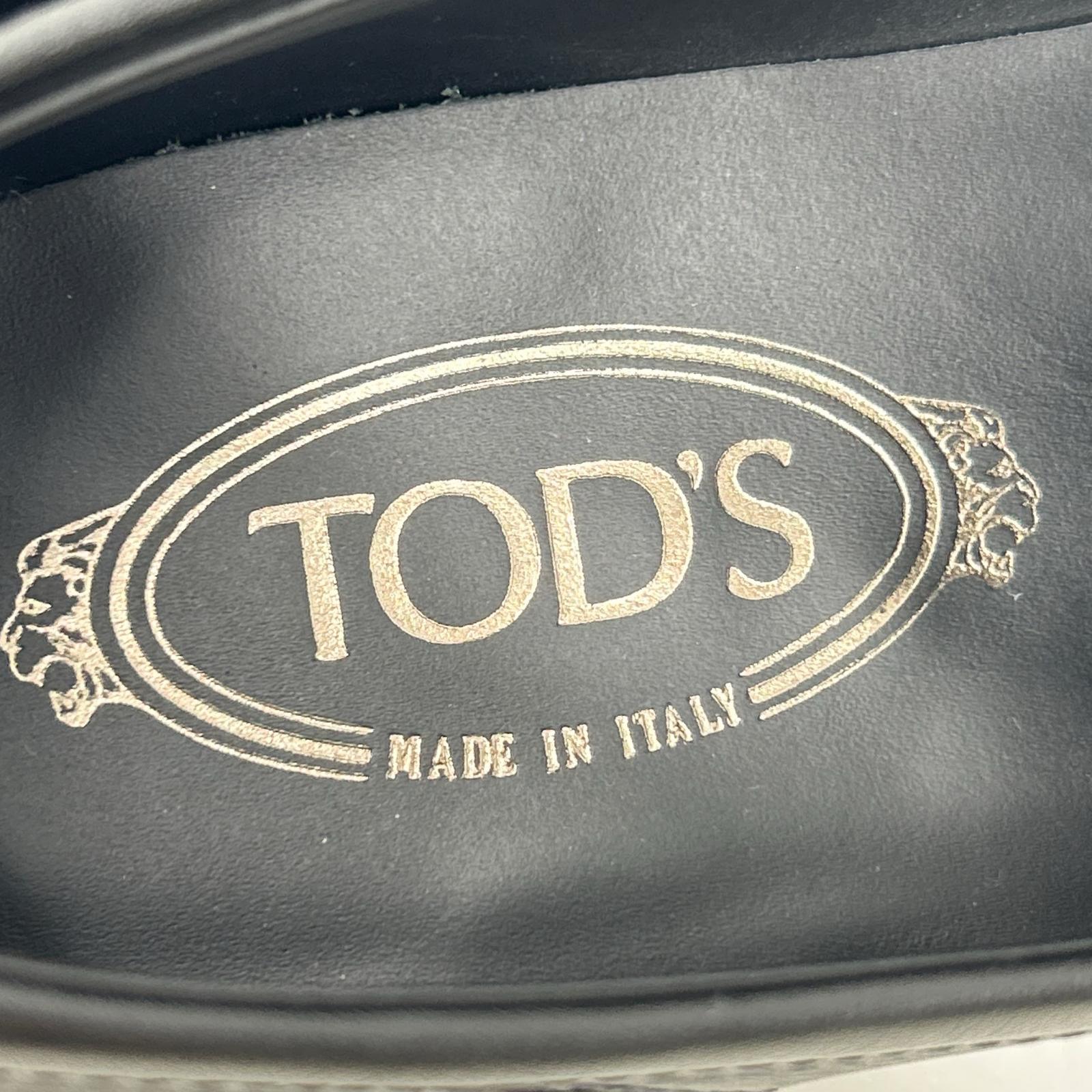 TOD'S トッズ 【美品】エンボスロゴ レザー コインローファー シューズ