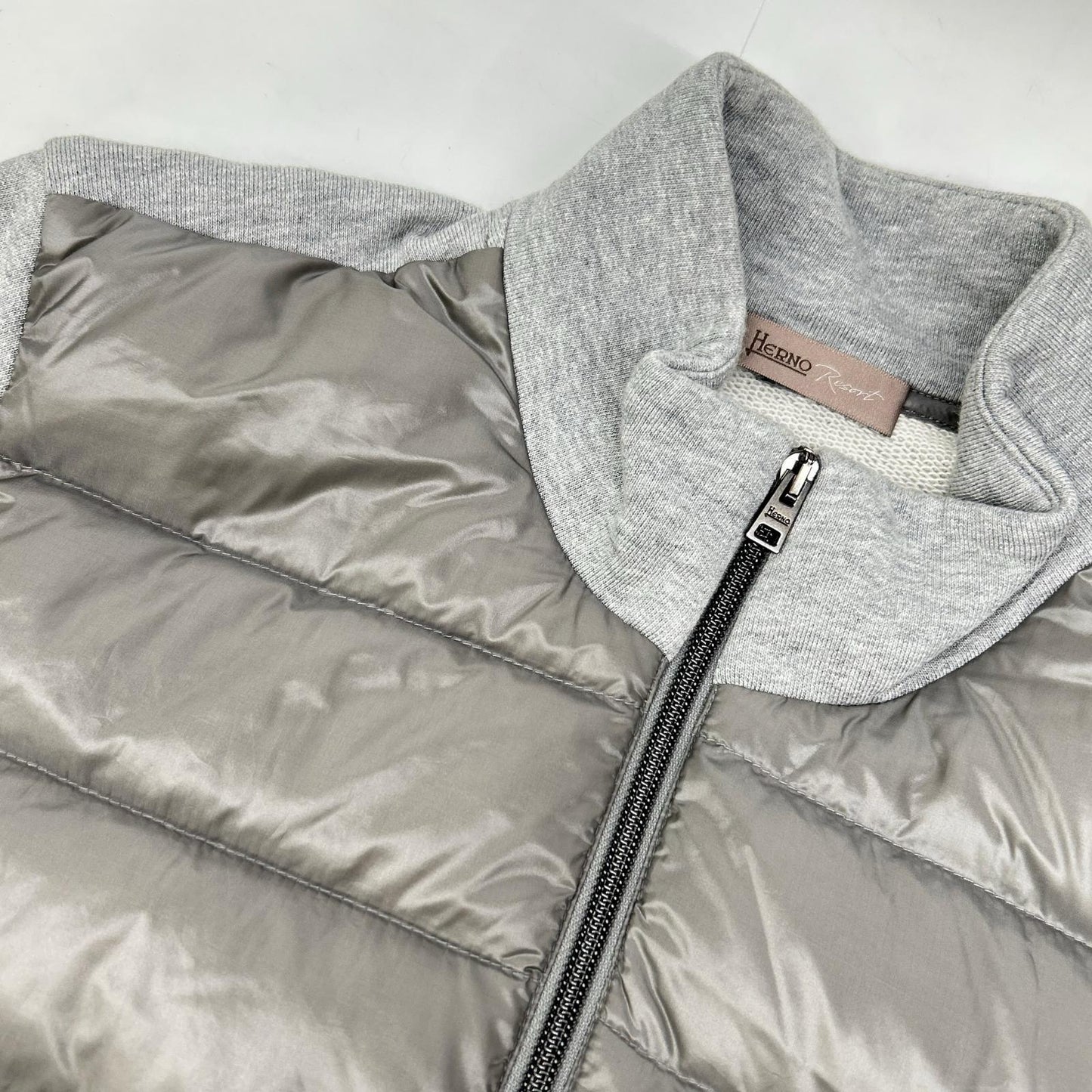[guji Exclusive] JP005UR-M01 2021 Grey Light Down Hybrid Stand Collar Blouson Jacket 46 Men's