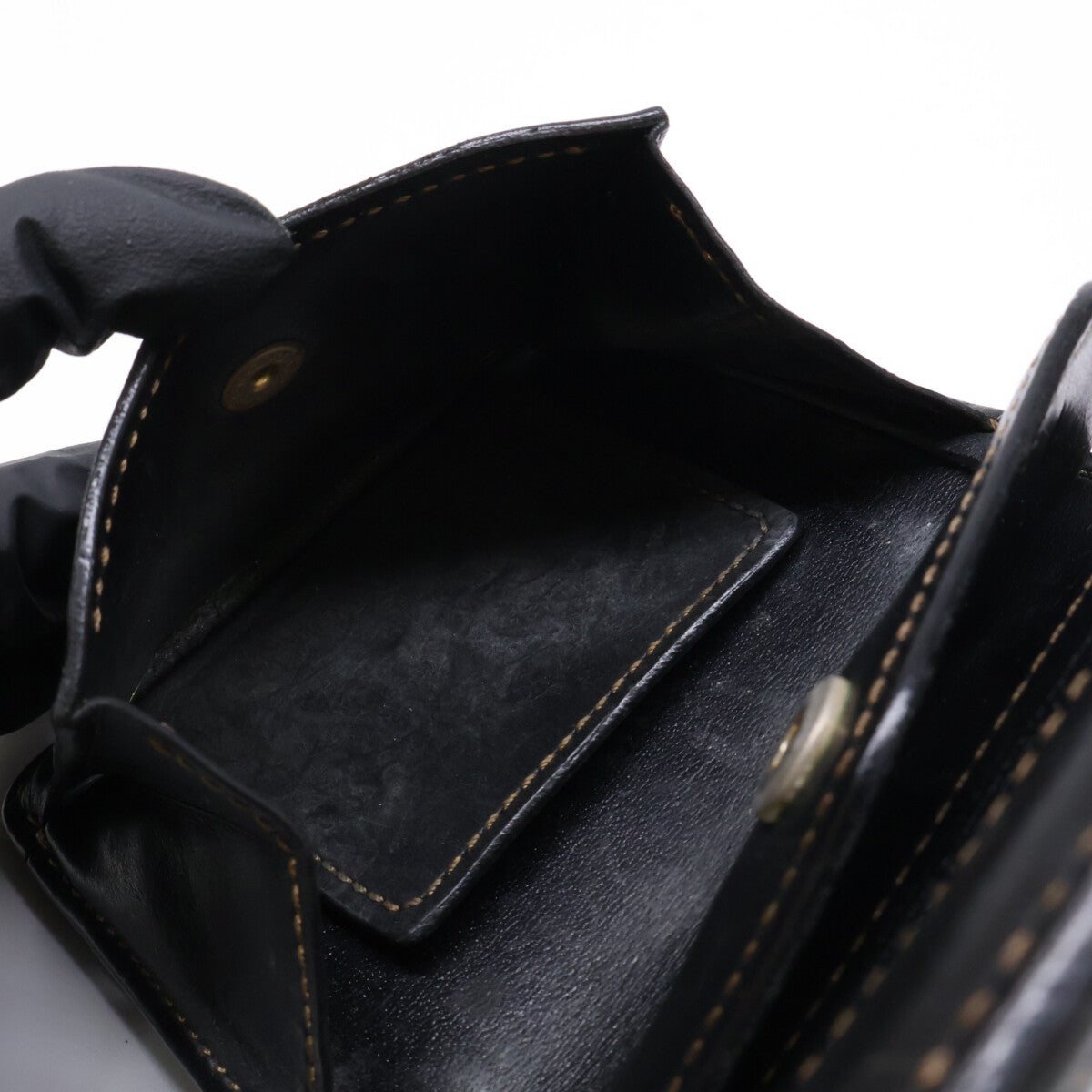 WILDSWANS ワイルドスワンズ 王冠ロゴ KF-003 Walkers ミネルバリスシオ/サドルプルアップ 二つ折りコンパクトウォレット 二つ折り財布（小銭入れあり）
