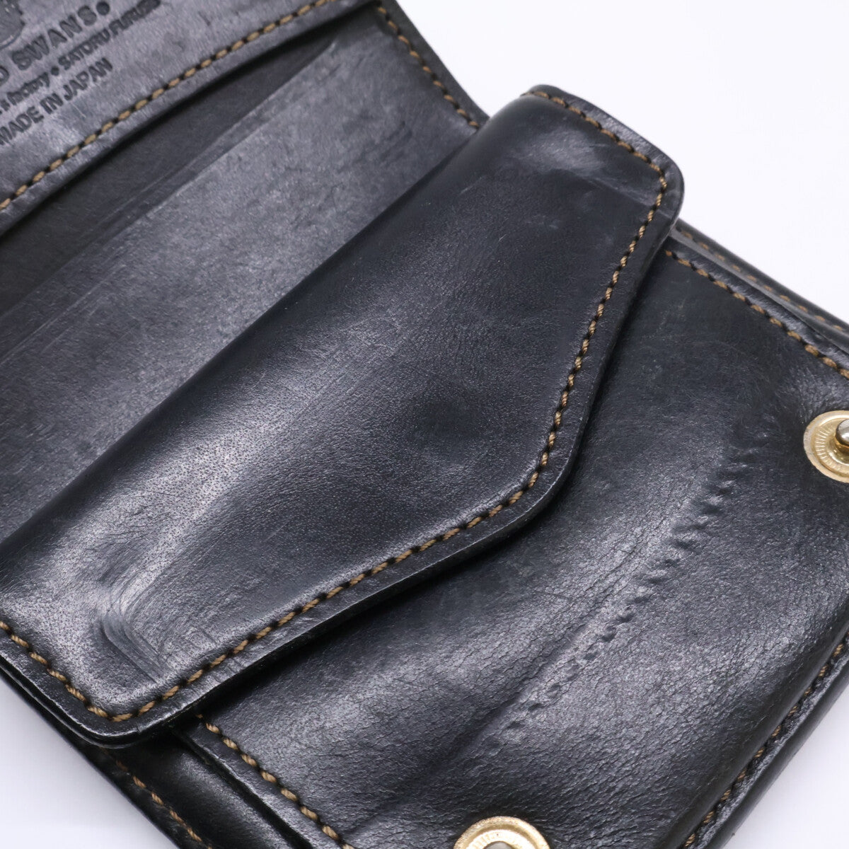 WILDSWANS ワイルドスワンズ 王冠ロゴ KF-003 Walkers ミネルバリスシオ/サドルプルアップ 二つ折りコンパクトウォレット 二つ折り財布（小銭入れあり）