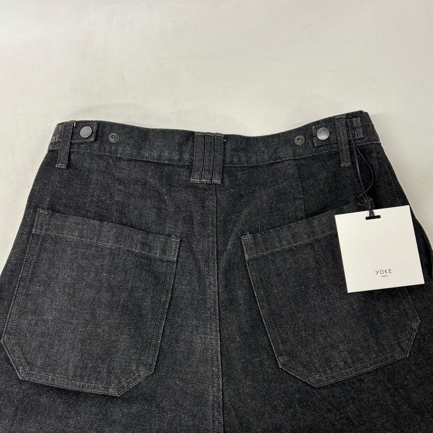 26SS YK26SS01189P ﾌﾞﾗｯｸ 3pleated Wide Leg Denim Trousers ボトムス 3 メンズ