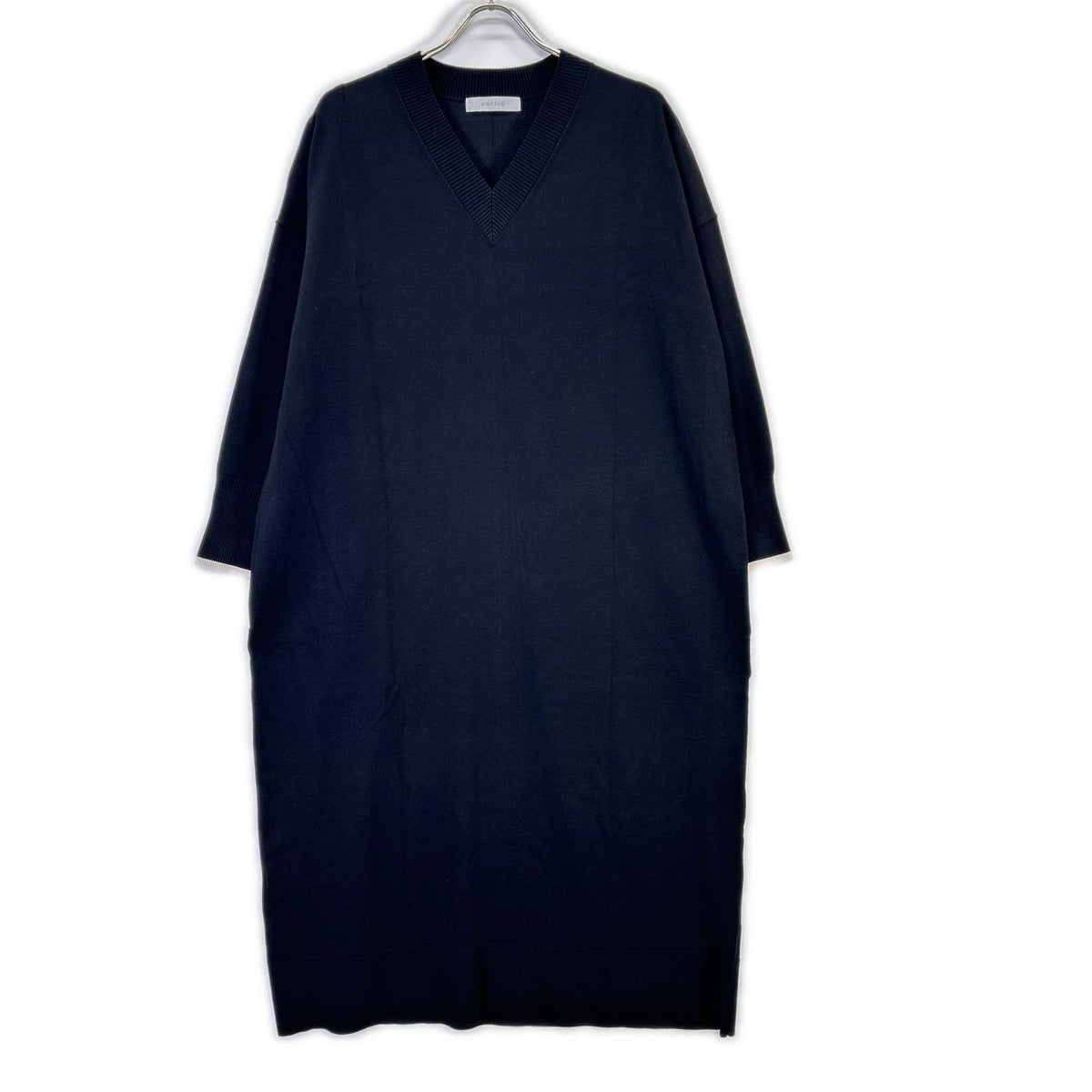UNFILO Unfilo OPURGW0327 Made in 2025 Black My Beauty Knit V-neck dress One-piece dress