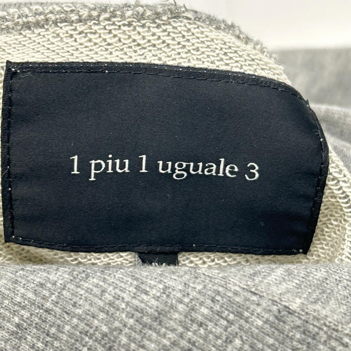 1piu1uguale3 Uno Più Uno Uguale Tre MRB568-COT351 Gray back-logo-print pullover hoodie Top