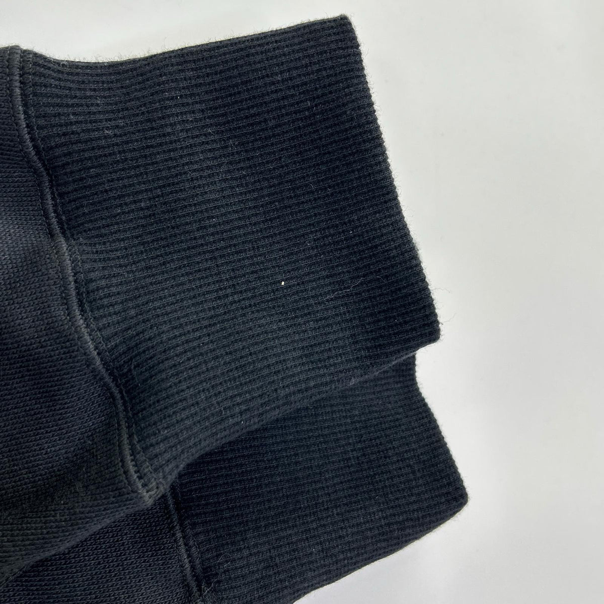 MRB659-COT396 黑色 SIC ZIP HOODED 侧边罗纹针织拉链连帽衫 夹克 上衣 VII 男士