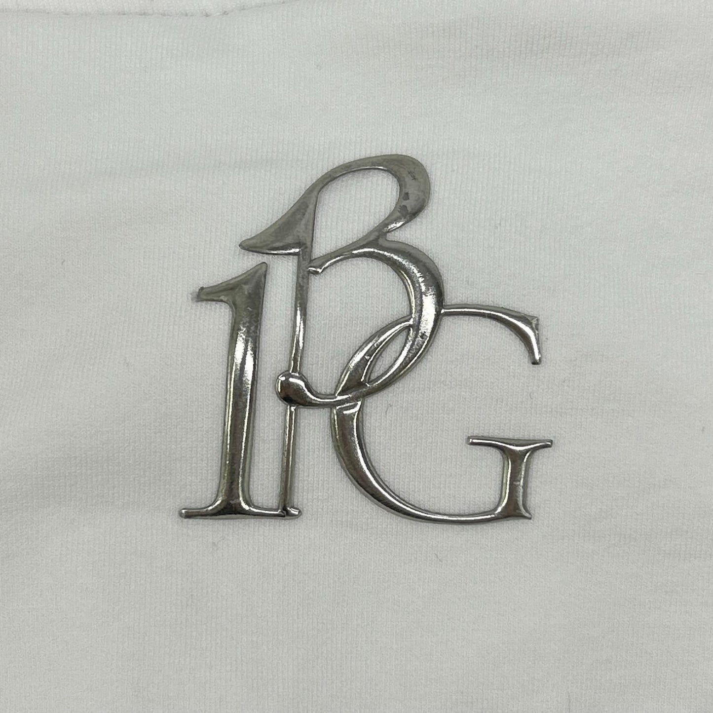 1piu1uguale3 ウノピゥウノウグァーレトレ 【GOLF】GRB096-CTU239 ホワイト BIG PULLOVER BC PARKA バックロゴパーカフーディ トップス