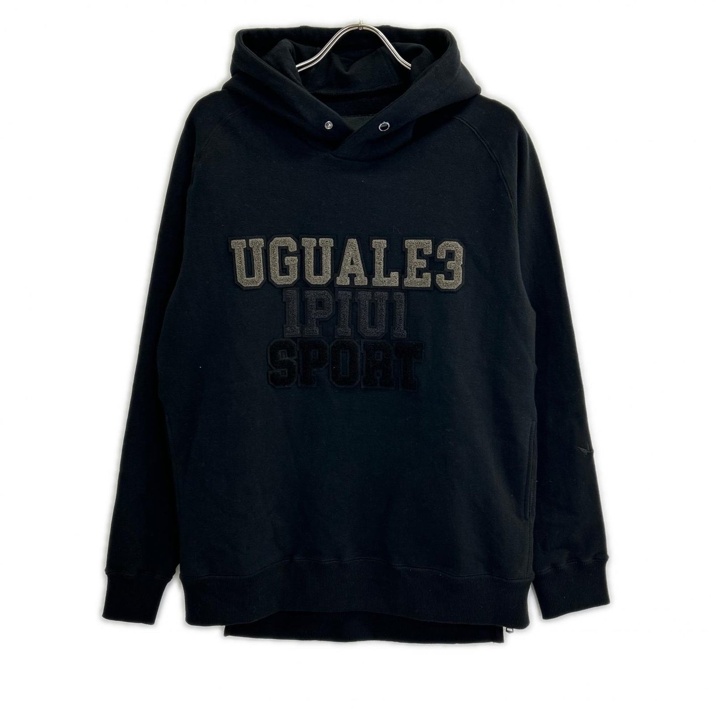 1piu1uguale3 ウノピゥウノウグァーレトレ 【SPORT】CM055-MN01 ブラック CLASSIC SWEAT SIDE ZIP PO PARKA サイドジップパーカフーディ トップス