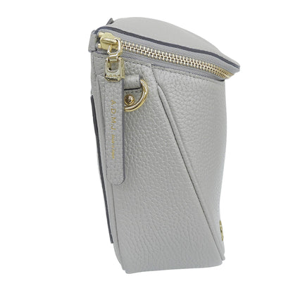 A.D.M.J. Accessoires De Mademoiselle ADMJ 新品同様 牛革シュリンク型押し クロスボディバッグ ショルダーバッグ レディース シルバー ショルダーバッグ