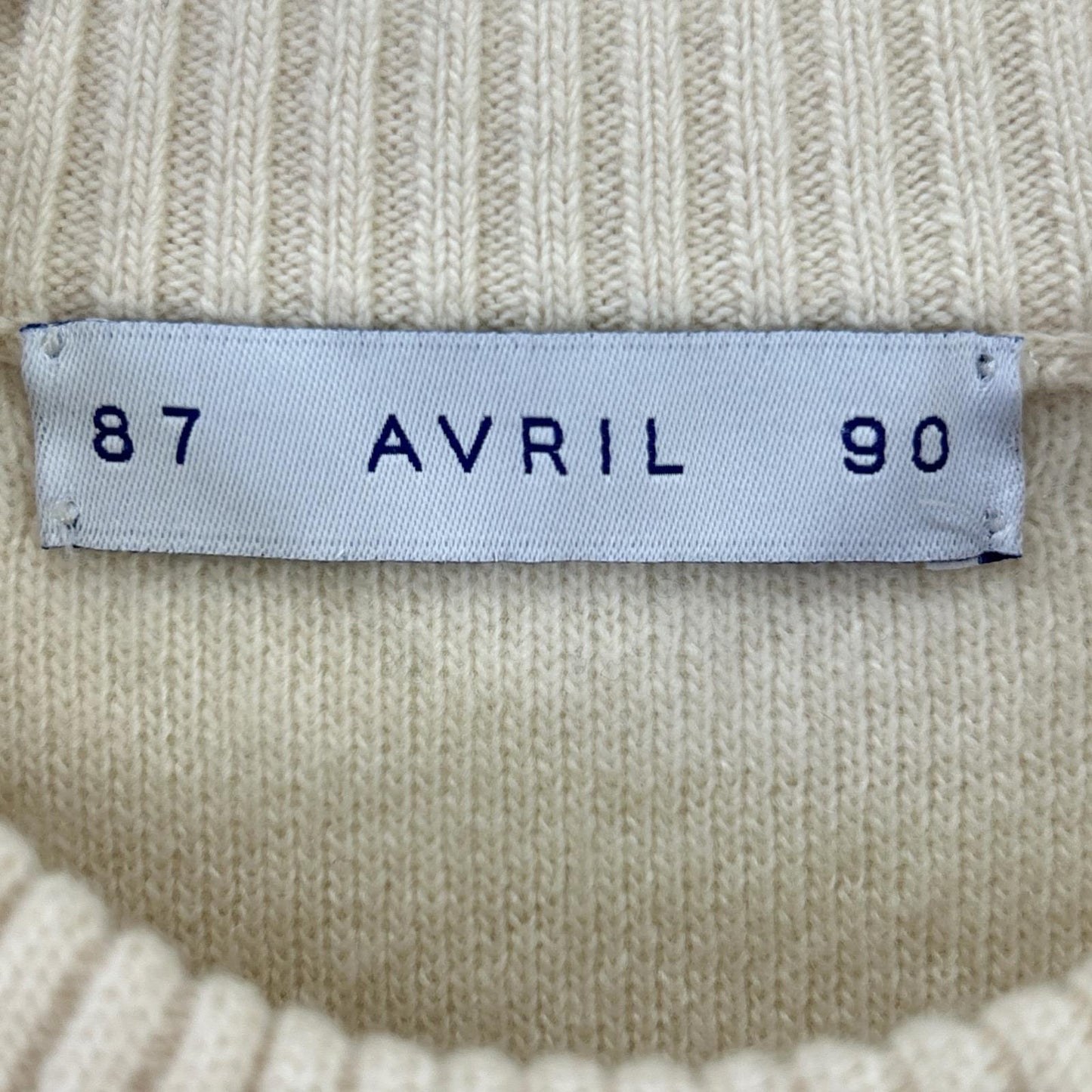 AVRIL8790 Avril8790 白色 几何图案 羊毛羊绒 圆领针织上衣