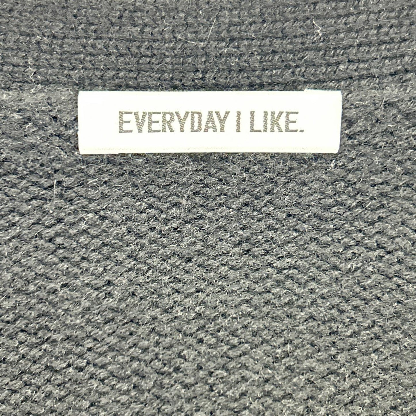 EVERY DAY I LIKE EVERYDAY I LIKE 黑色 羊绒 金扣 开衫 上衣