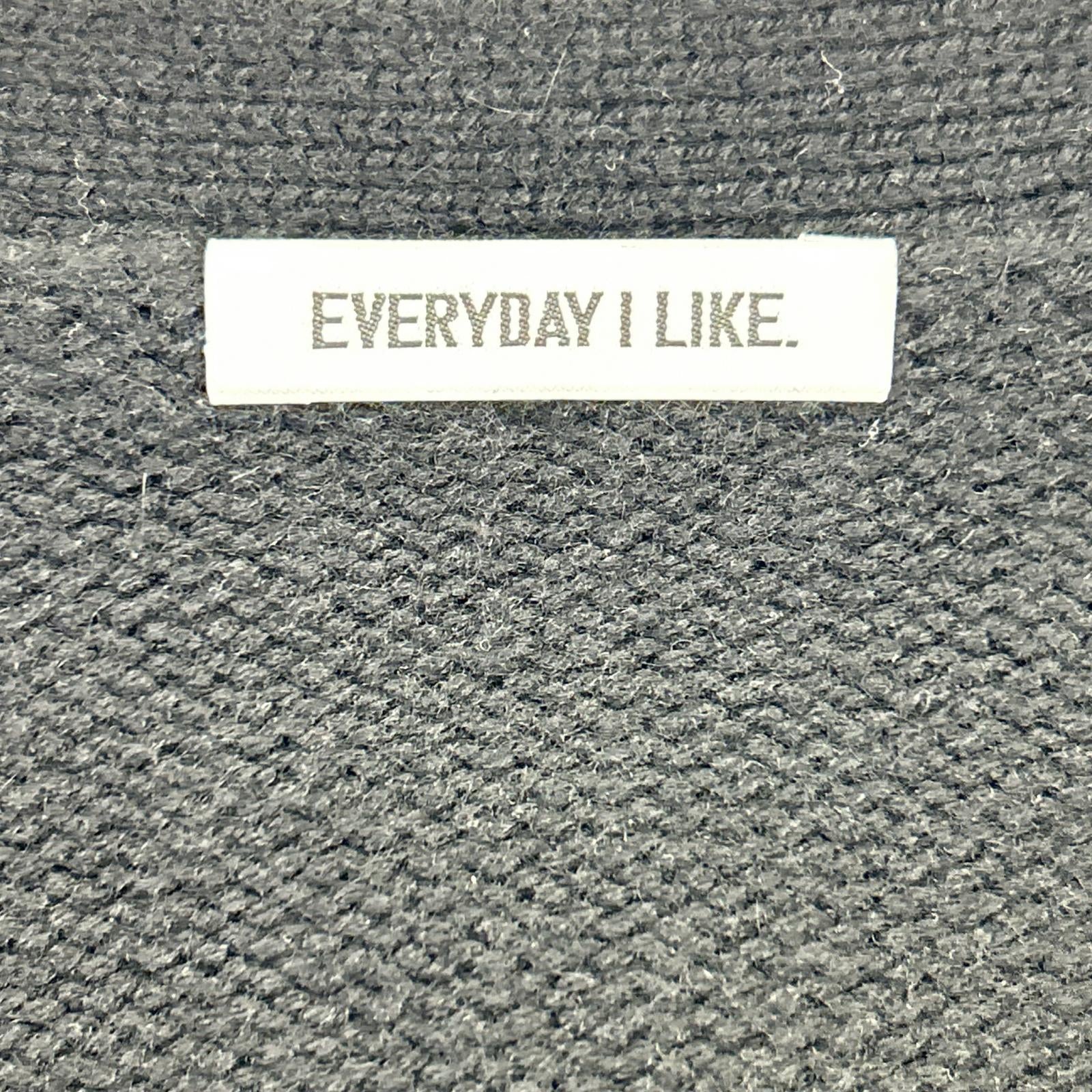 EVERY DAY I LIKE EVERYDAY I LIKE 黑色 羊绒 金扣 开衫 上衣