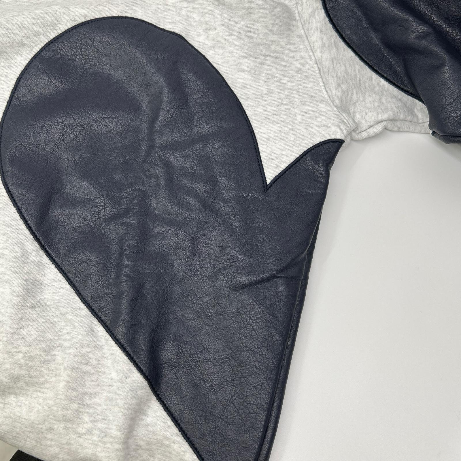NKNIT 24AW N24-AW502 Light Gray x Navy Cotton/Leather Heart Pattern Pullover Sweat Top