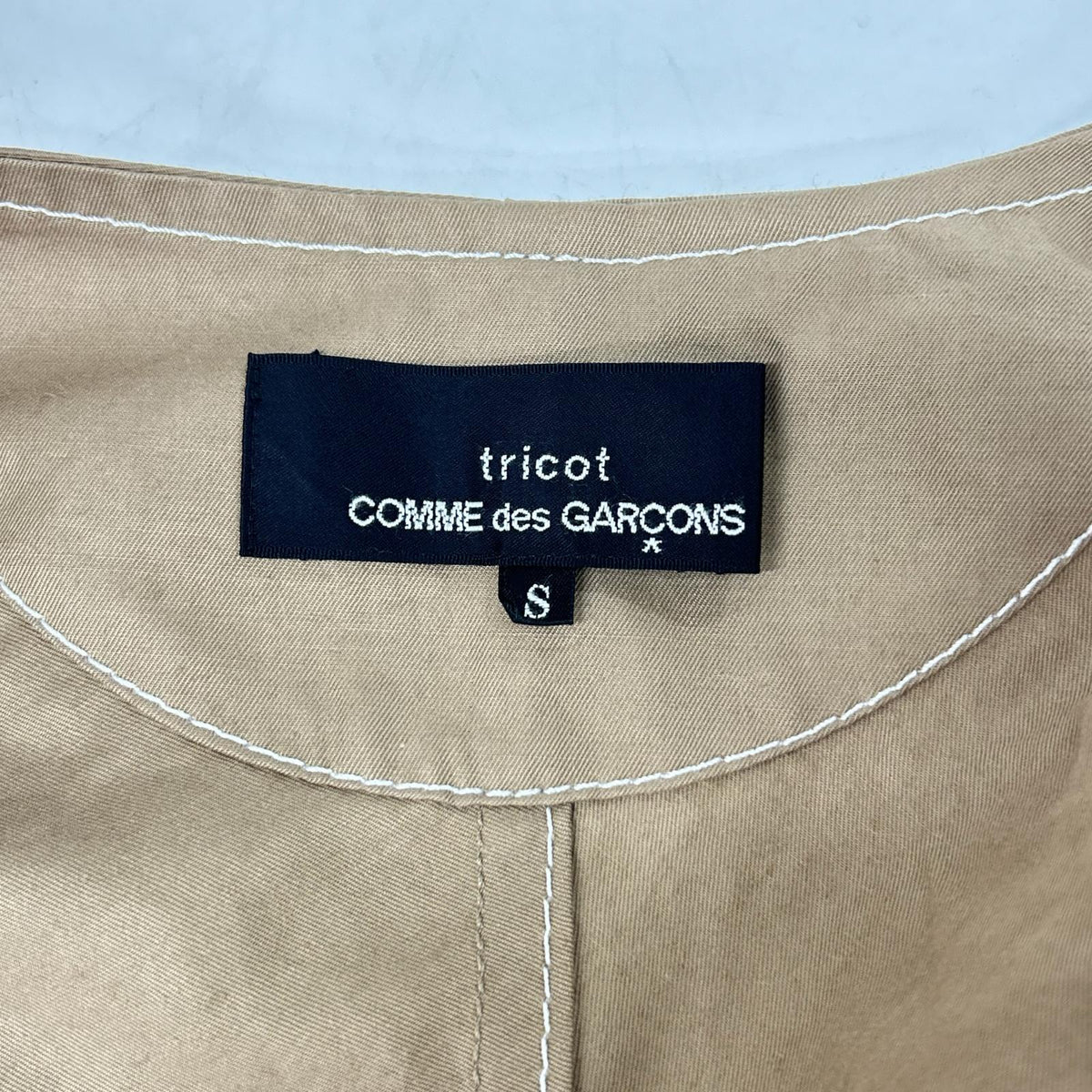 tricotCOMMEdesGARCONS トリココムデギャルソン TC-J007 ブラウン×ベージュ フラワーレースドッキング ノーカラージャケット ジャケット