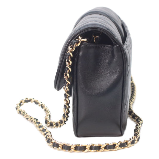 CHANEL シャネル 25-26AW AS5820 メタルプレート マトラッセ ブラック ラムスキン G金具 ターンロック シングルフラップチェーンショルダーバッグ ショルダーバッグ