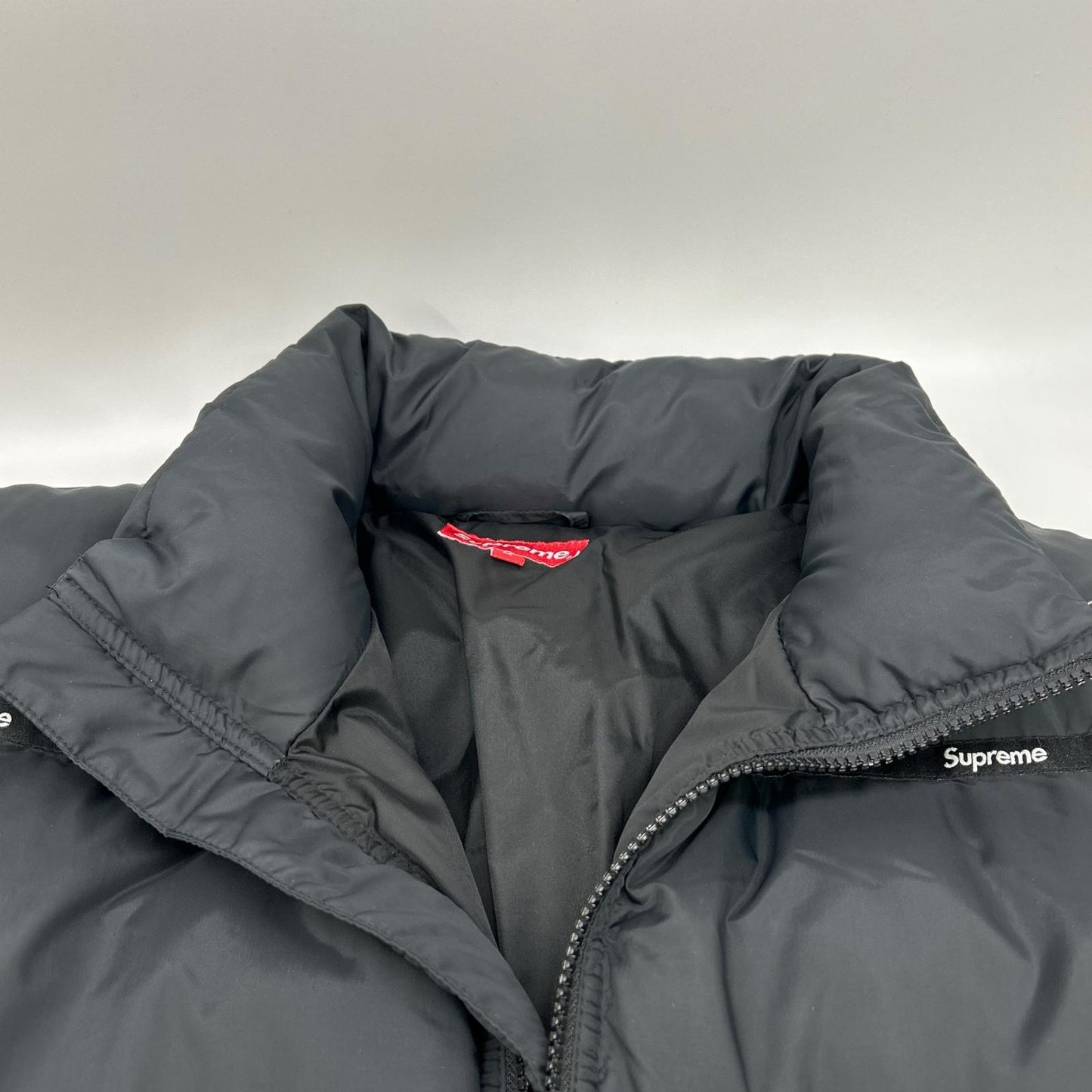 Supreme シュプリーム 【国内正規】16AW LOGO TAPE PUFFY JACKET ダウンジャケット ジャケット