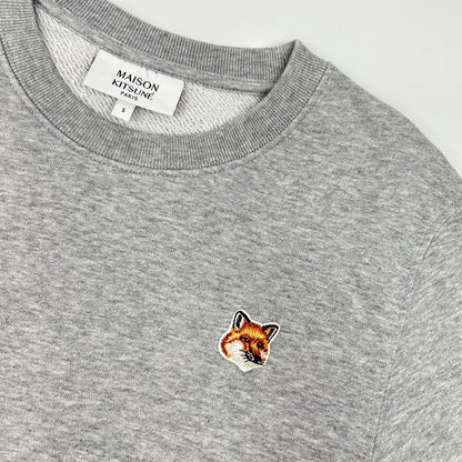 MAISON KITSUNE メゾンキツネ グレー フォックスヘッドパッチスウェット トップス