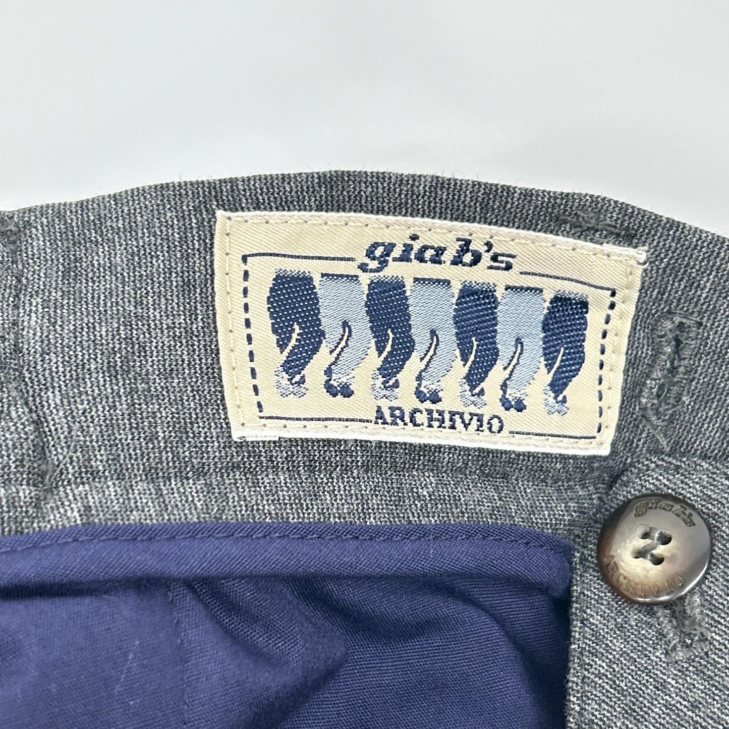 giab's ARCHIVIO ジャブスアルキヴィオ グレー センターシーム ストレッチスラックス ボトムス