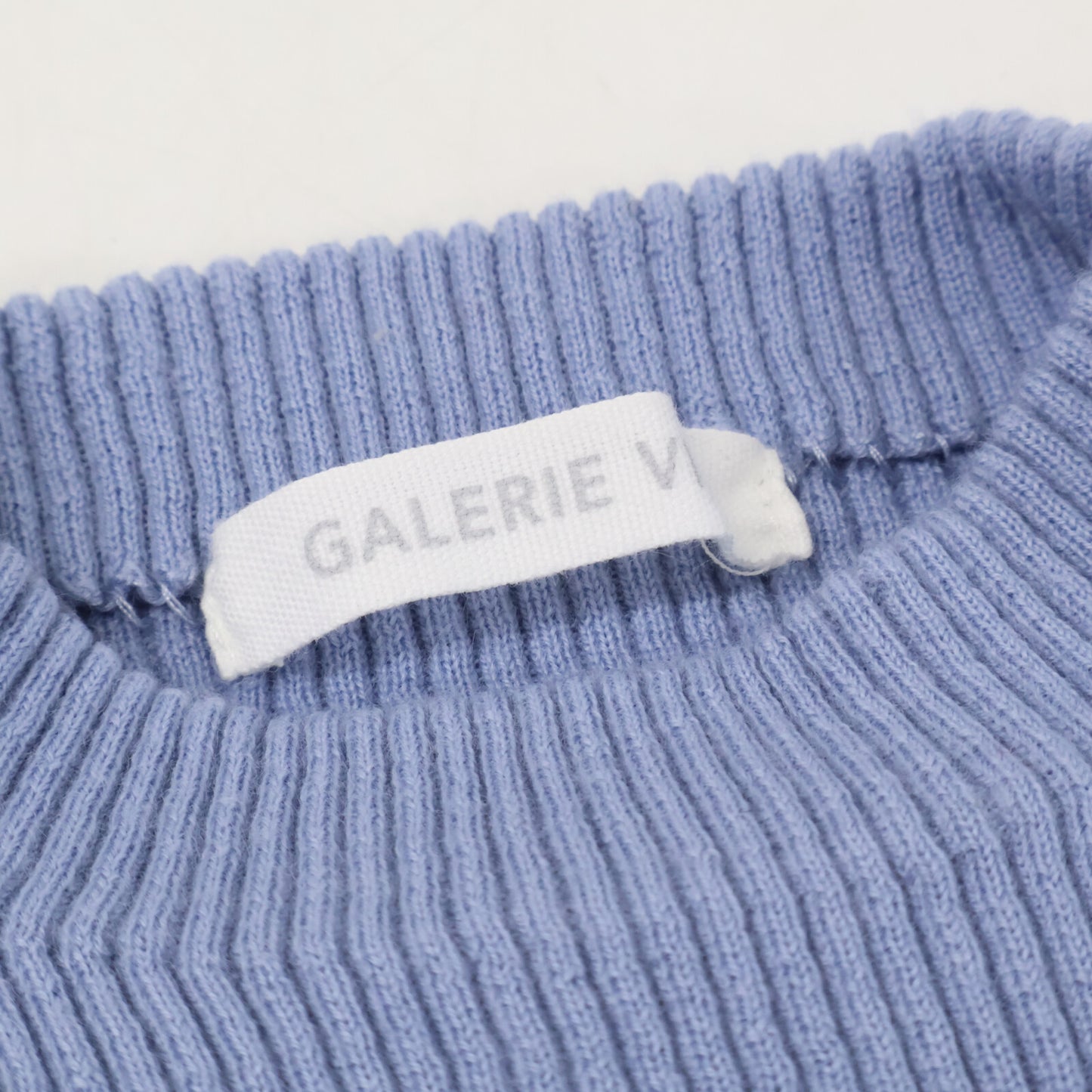 GALERIE VIE ギャルリーヴィー 24AW 23024402107 ライトブルー プルミエールウールリブ ビルドネックプルオーバー トップス