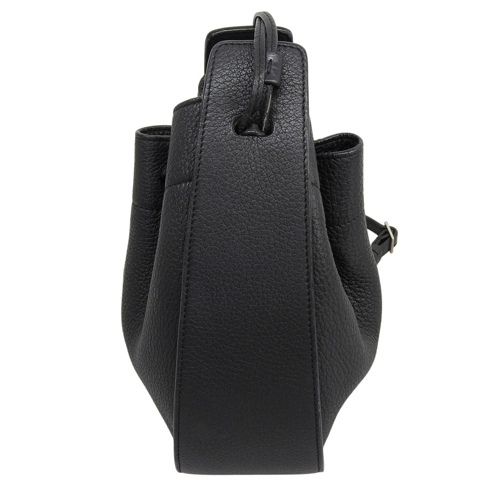 THE ROW ザ ロウ Drawstring Pouch レザー ショルダーバッグ レディース ブラック ショルダーバッグ