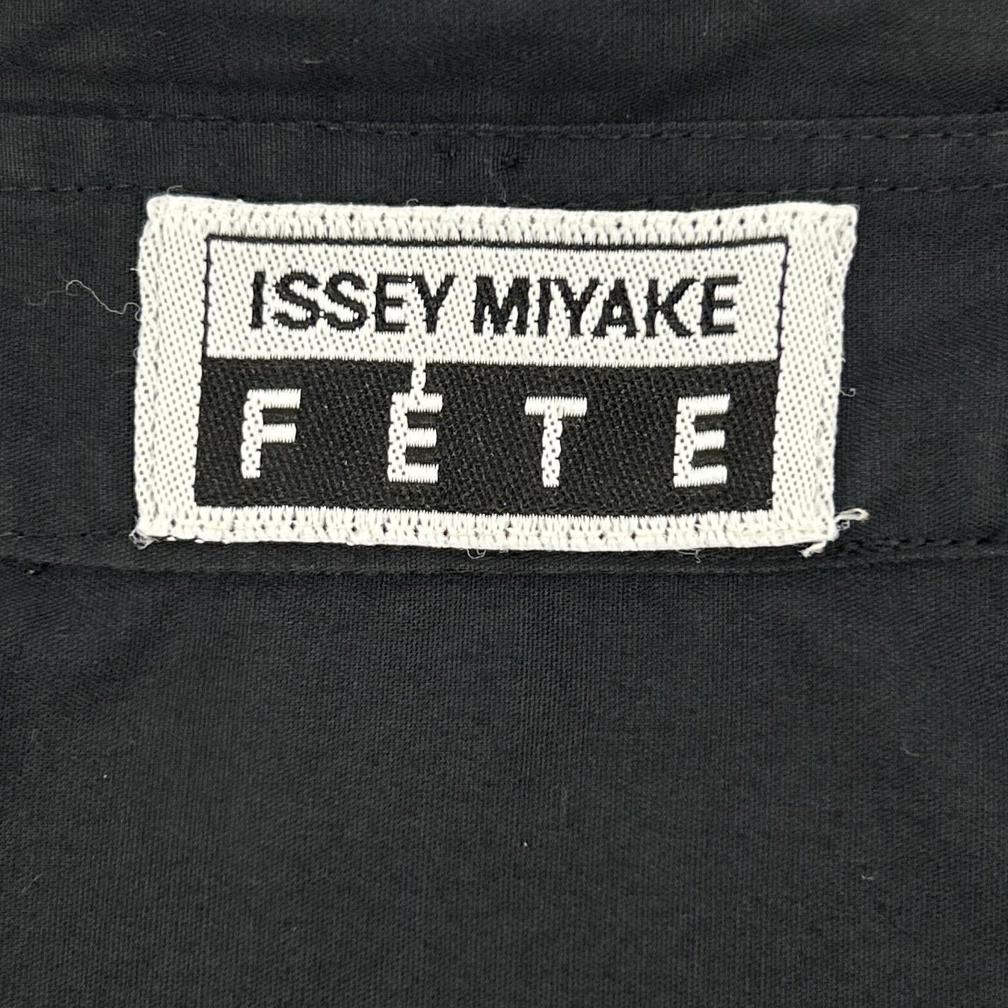 ISSEY MIYAKE FETE イッセイミヤケフェット ブラック フェーブフリルデザイン ロングスリーブシャツ トップス
