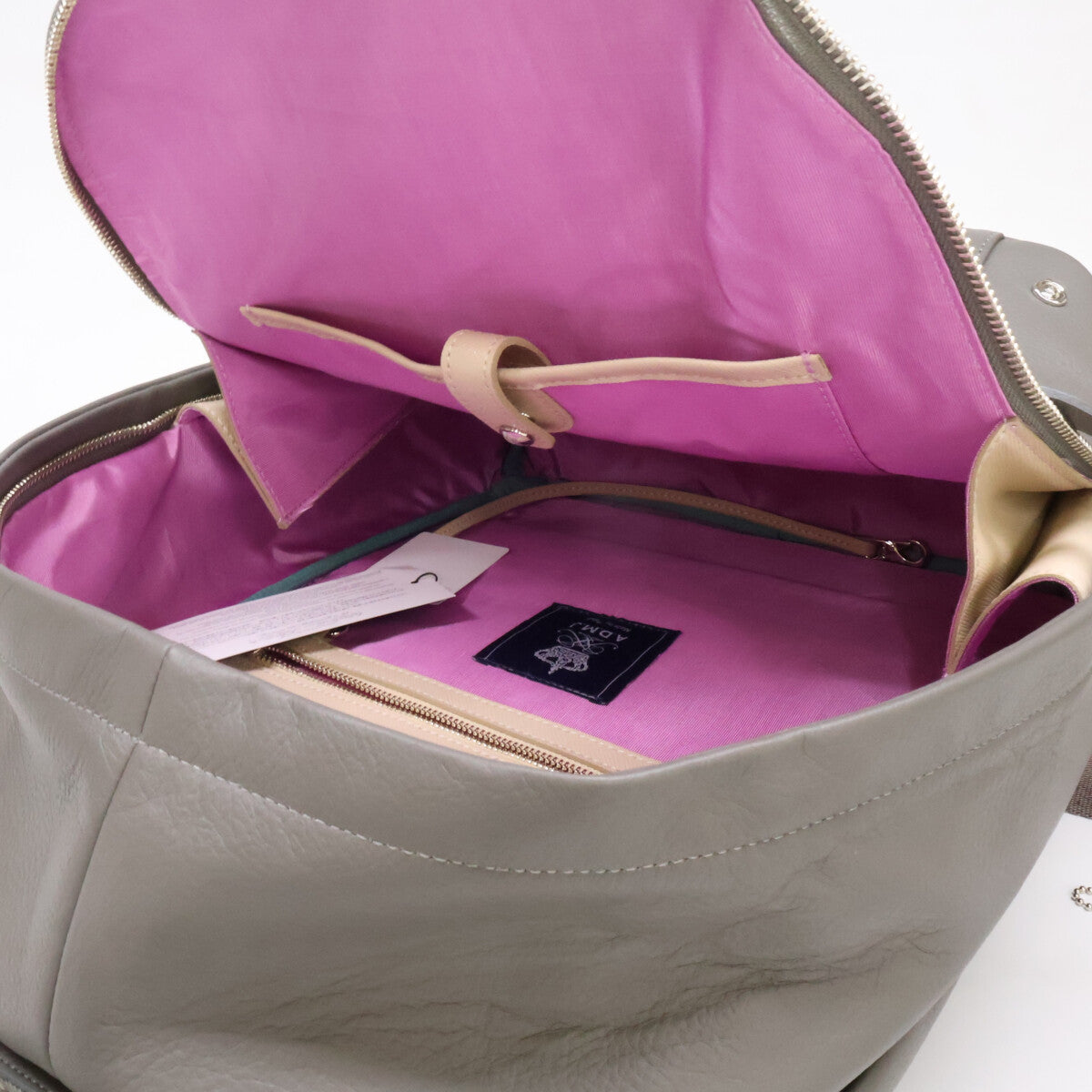 A.D.M.J. Accessoires De Mademoiselle ADMJ 【新品同様】24SC0501CP1 THE BEE 牛革 ザ・ビー バックパック リュック バックパック