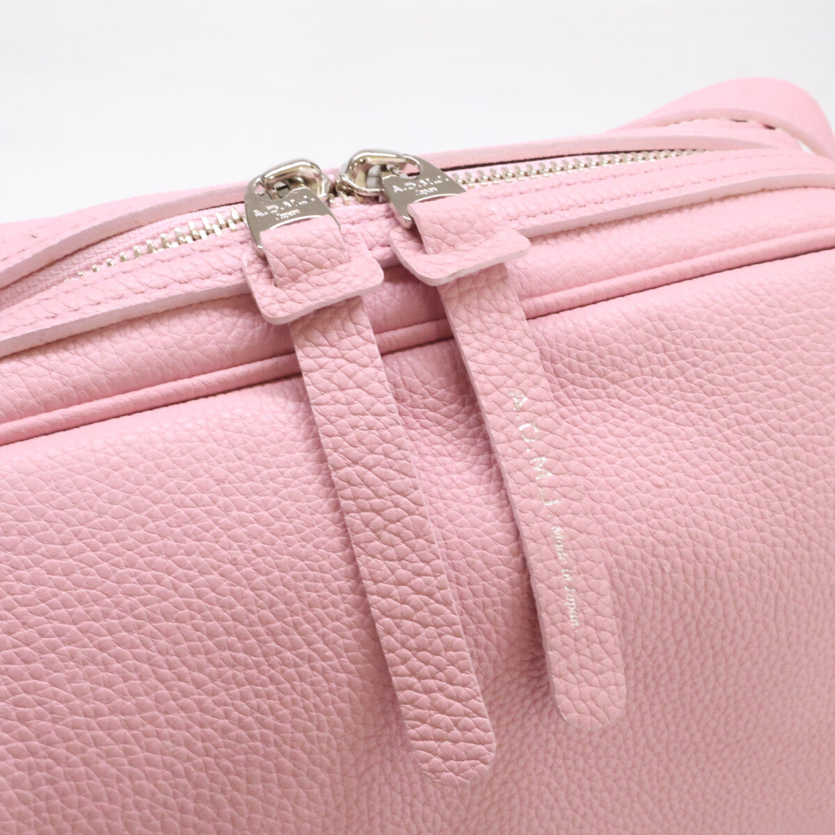 A.D.M.J. Accessoires De Mademoiselle ADMJ 【新品同様】22SC120404 モーツァルト＆ザ・ビー セミ ショルダーバッグ