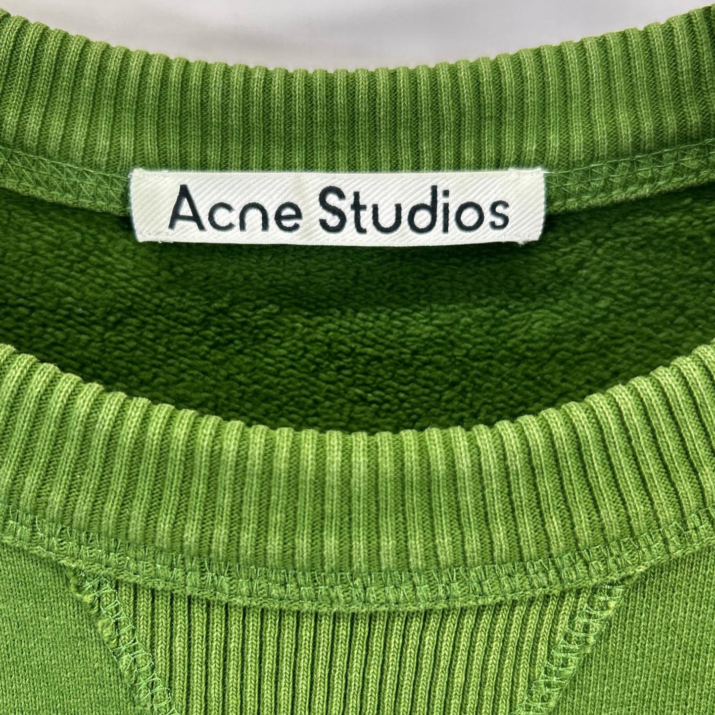 ACNE STUDIOS アクネ ストゥディオズ FN-MN-SWEA000260 グリーン コットン ロゴ刺繍 クルーネックスウェットプルオーバー トップス
