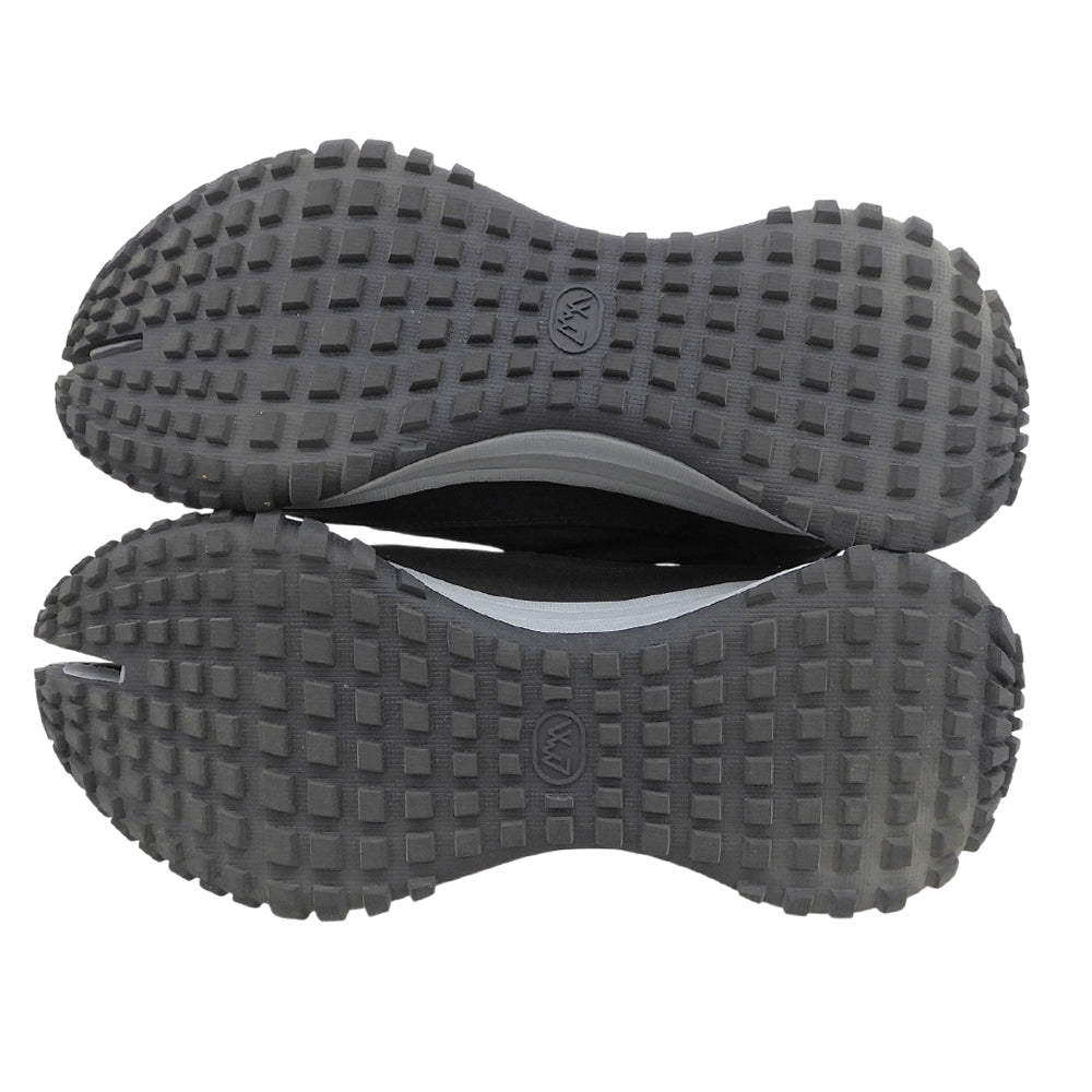 APPROACH 03 TABI LOW BLACK COEXIST Inner-Knit Sneakers 9 CMF2402-AC30 Shoes