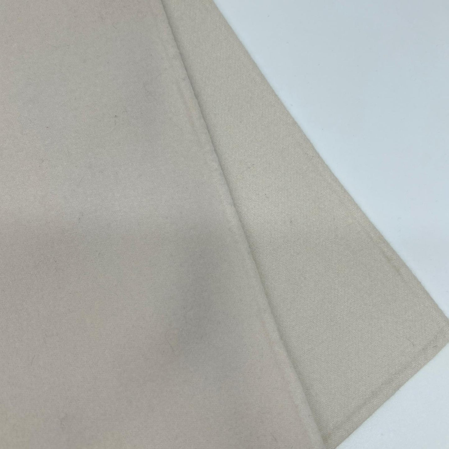 NIJYUSANKU 23区 24AW アイボリー ウール90 ノーヵラー ウールリバー ジレ ベスト
