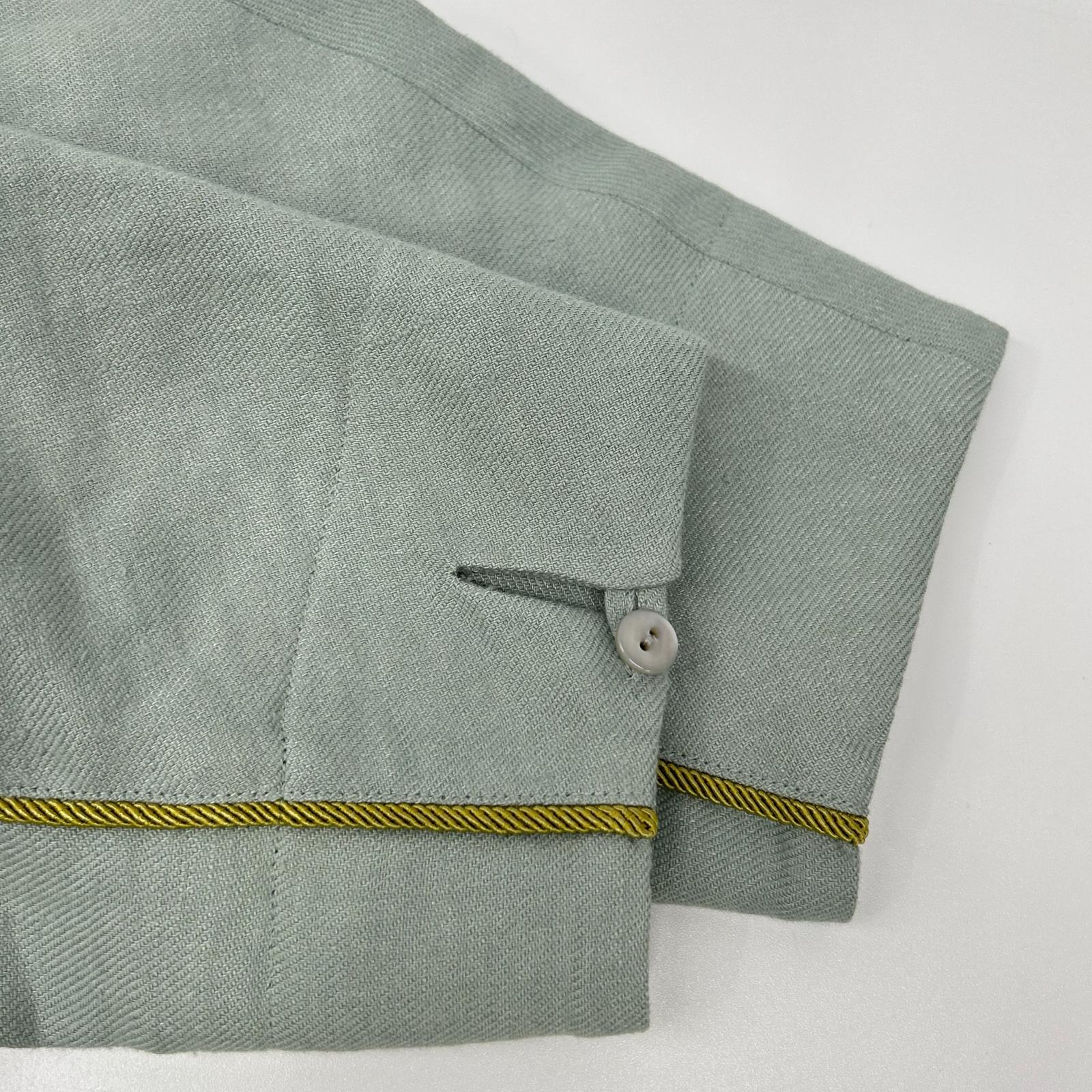 muuc muc603〈Enshu-woven linen-wool fabric〉 Light blue fuchsia flower-embroidered dress