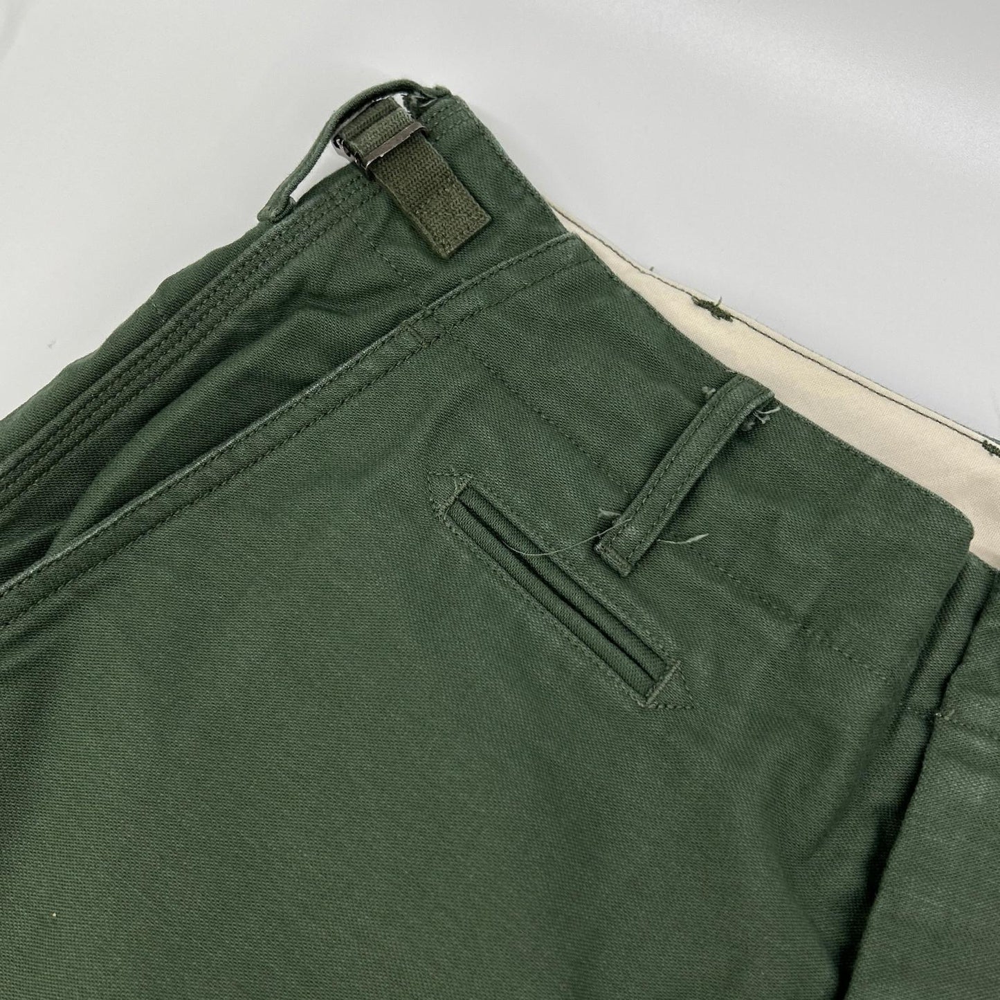Engineered Garments エンジニアードガーメンツ 【PEG】BEAMS PLUS別注ライン GLASSFIELD PANTS BACKSATIN ボトムス