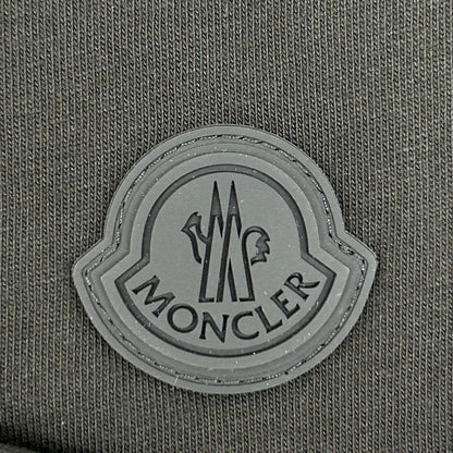 MONCLER モンクレール 22年製 ブラック MAGLIA MANICA LUNGA ラバーロゴロングスリーブカットソー トップス