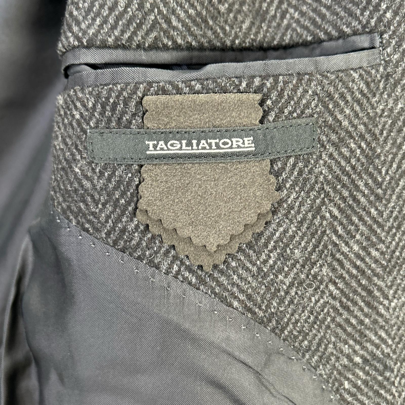 TAGLIATORE Tagliatore CFBM13B Charcoal Herringbone 100% Wool Single-Breasted Chesterfield Coat