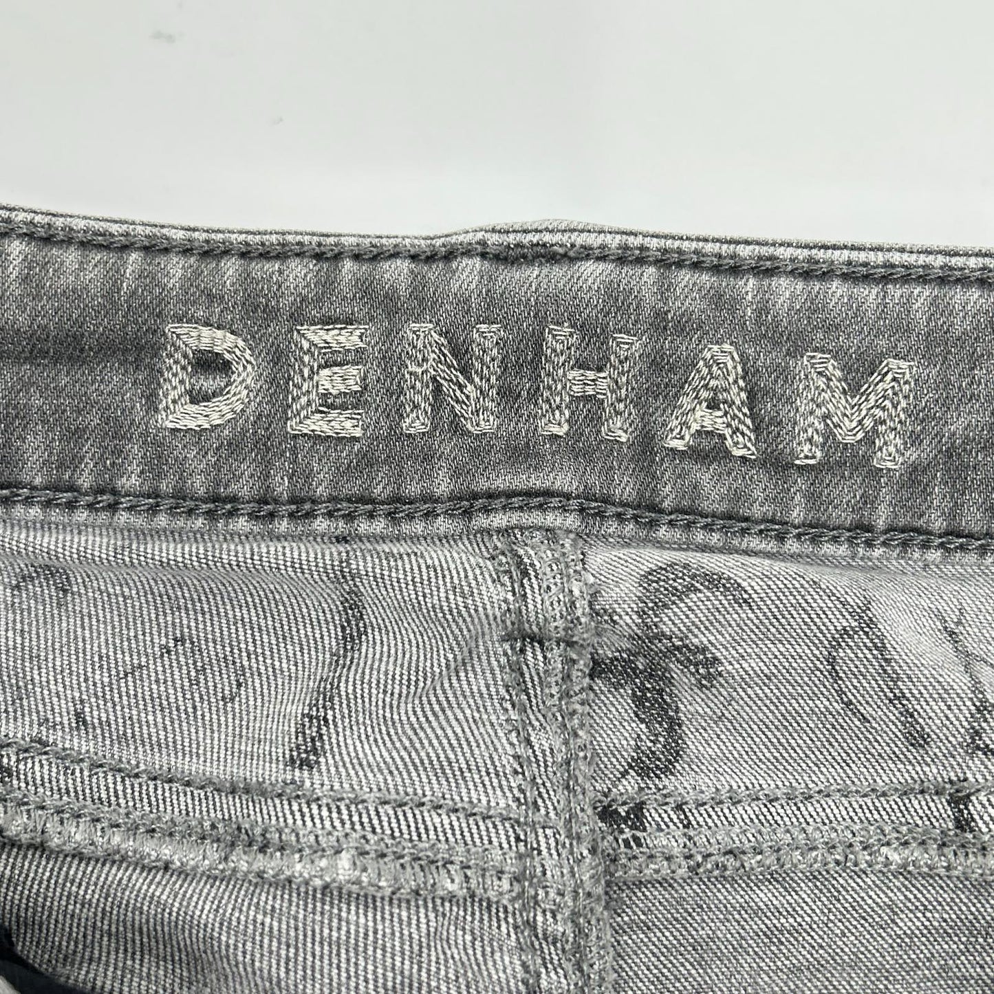 DENHAM デンハム 01-21-04-11-006 RAZOR グレー コットン スリムフィット ボタンフライデニムパンツ ボトムス