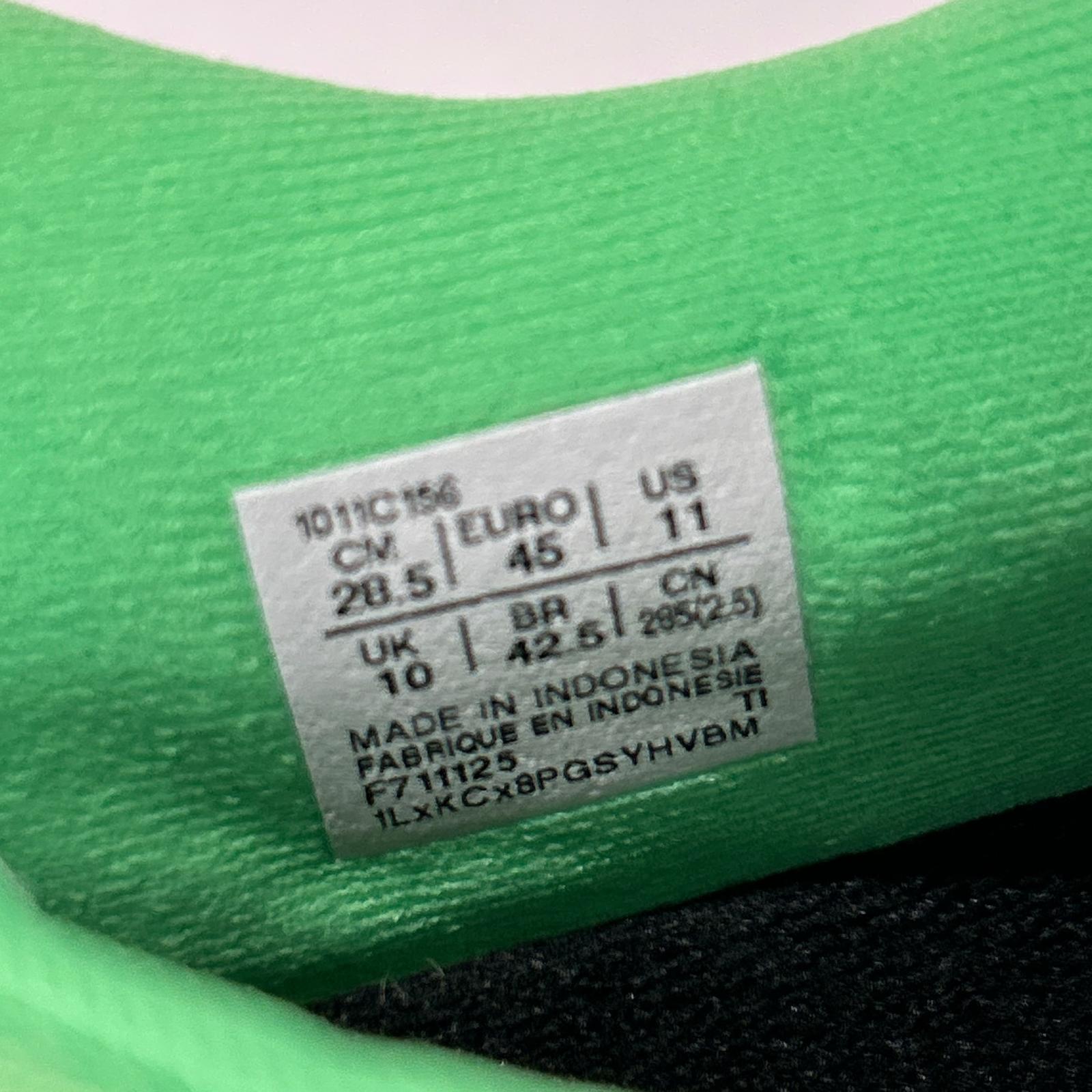 asics アシックス 【新品同様】1011C156-300 GLIDERIDE MAX 2 グライドライド マックス 2 ランニング シューズ シューズ