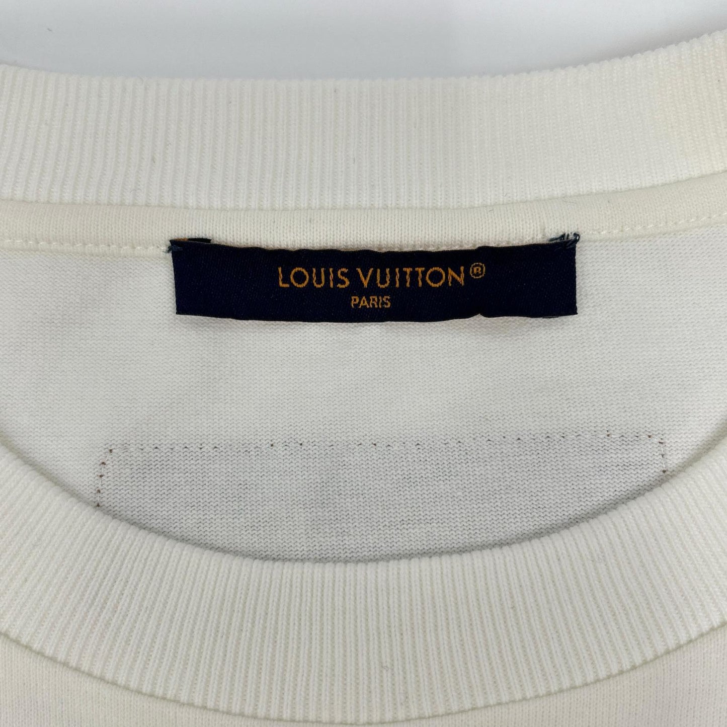 LOUIS VUITTON ルイヴィトン RM242Q JYN HIY47W 24SS ホワイト ステープルズエディション インサイドアウトTシャツ トップス
