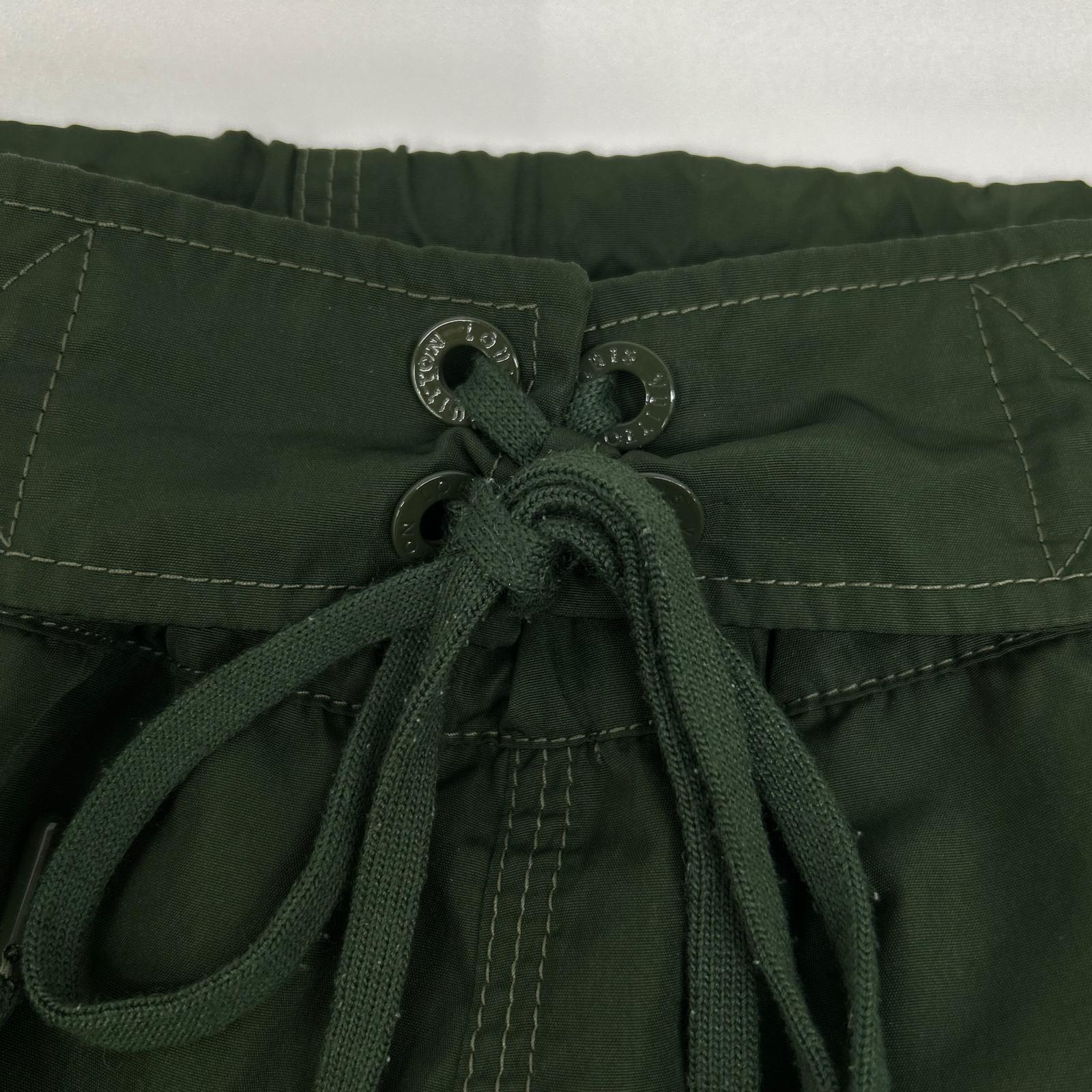 LOUIS VUITTON ルイヴィトン RM221Q OSJ HHW55W 22SS グリーン ナイロン 3Dポケットモノグラムボードショーツ ショートパンツ ボトムス