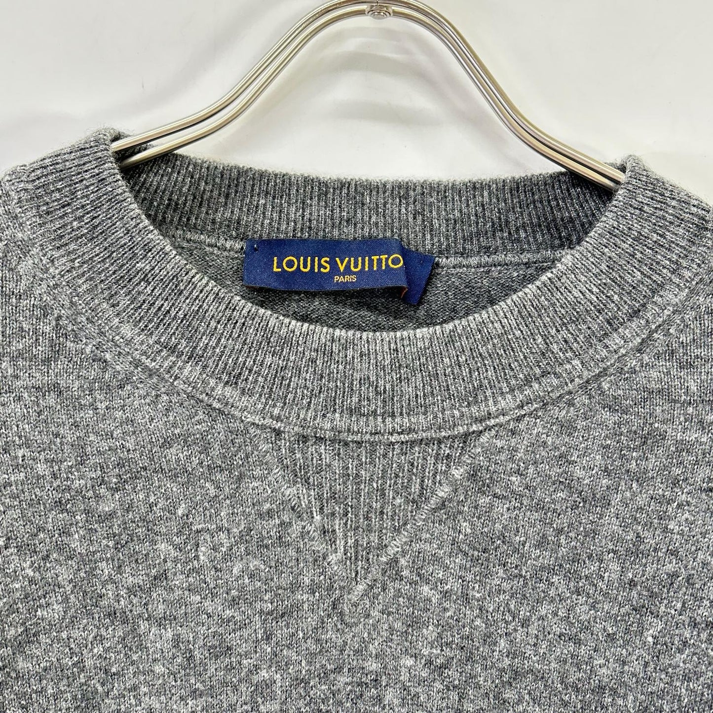 LOUIS VUITTON ルイヴィトン RM201Q JZE HHN42W 20SS グレー カシミヤシルク インサイドアウトVガゼットクルーネックニット トップス