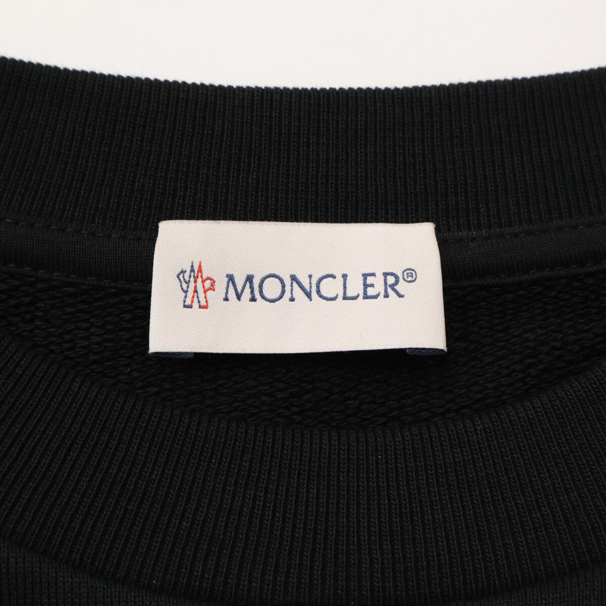 MONCLER モンクレール 【美品/23年製】J20918G00039 MAGLIA フロントロゴ ワッペン プルオーバー クルーネック スウェットシャツ トップス