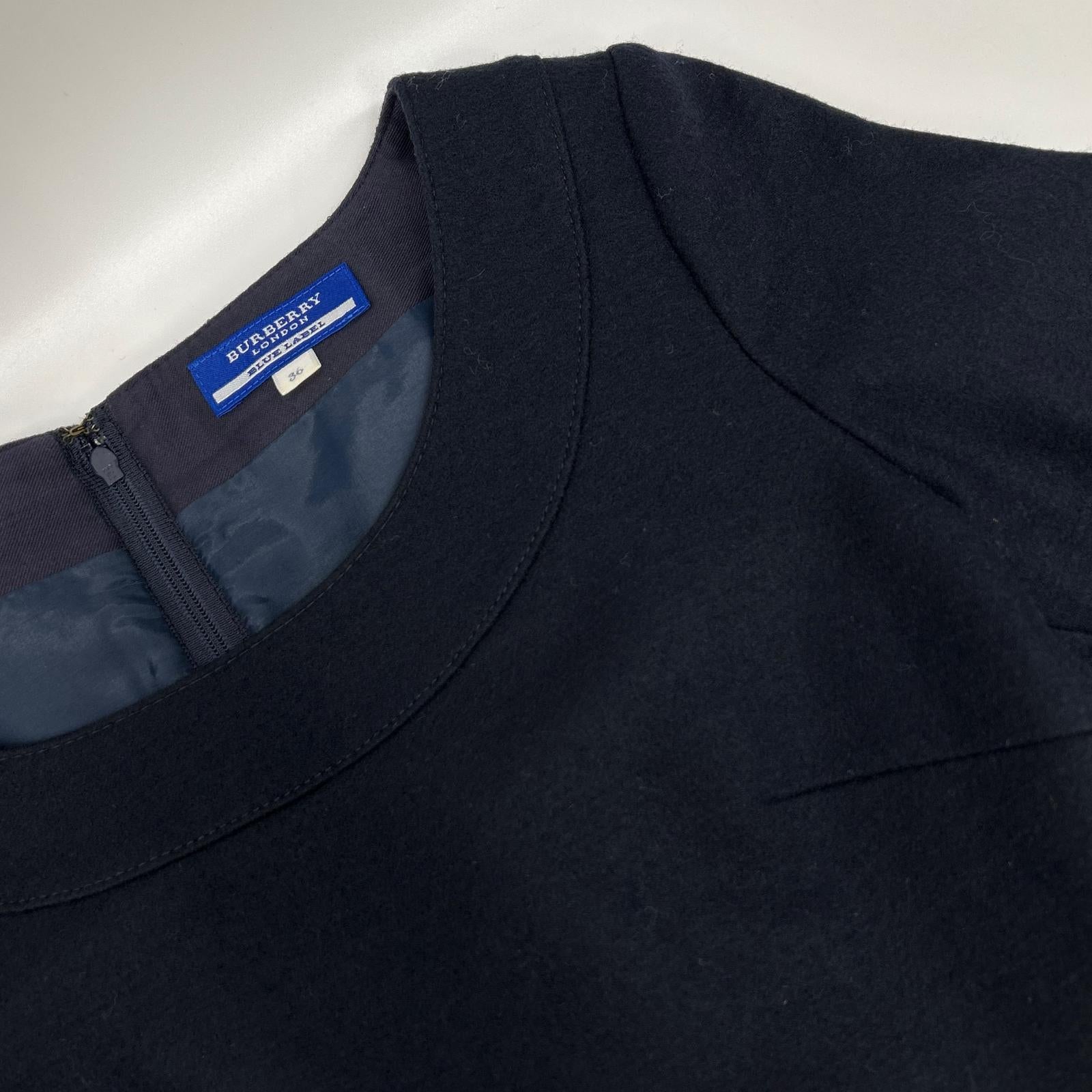 Burberry Blue Label バーバリーブルーレーベル E1J44-516-29 ネイビー×ベージュ ウール チェック柄 ニットドッキングベルテッドワンピース ワンピース
