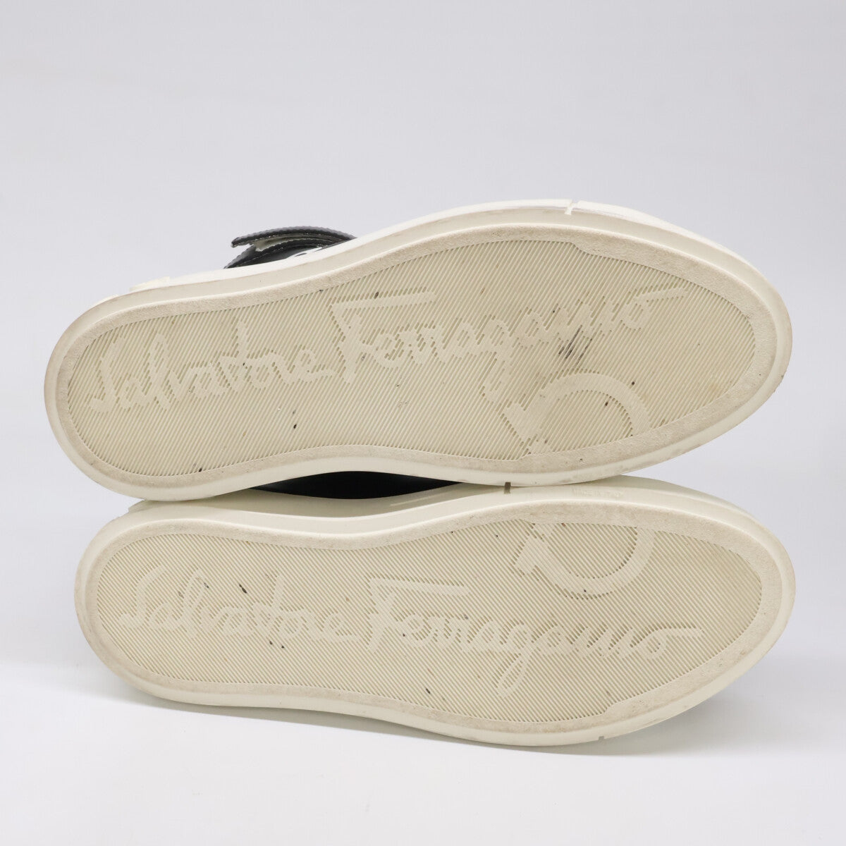 Salvatore Ferragamo leather Ayr logo Gancini sole high-top sneakers shoes