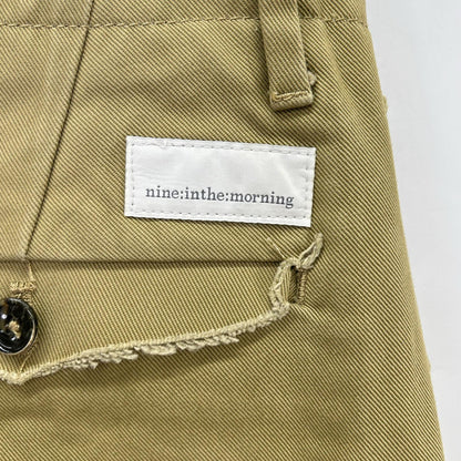 Nine In The Morning ナインインザモーニング 9FW16-FL20 カーキ コットン フリンジデザイン ボタンフライ テーパードスラックス ボトムス