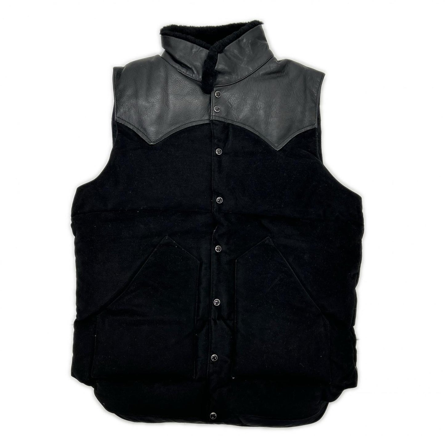 Rocky Mountain Featherbed ロッキーマウンテンフェザーベッド 【BEAUTY&YOUTH別注】ブラック カウレザー×シープスキンスエード ダウンベスト ベスト