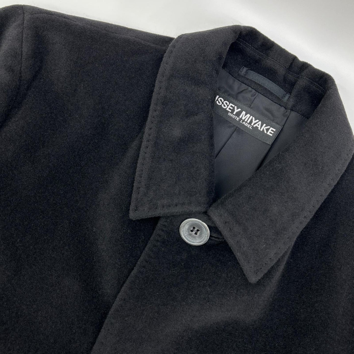 ISSEY MIYAKE イッセイミヤケ 【WHITE LABEL】03年 ME34FA528 ブラック アンゴラ×ウール ステンカラーコート コート