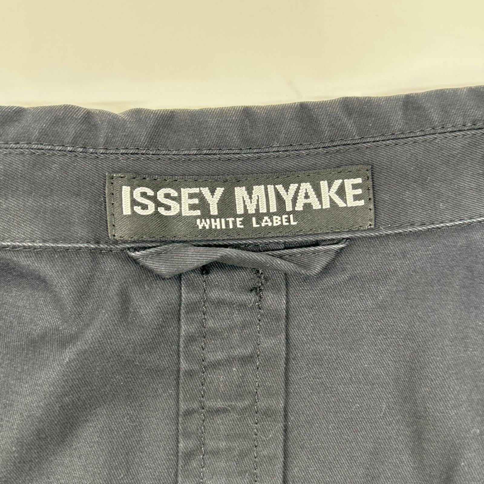 ISSEY MIYAKE [WHITE LABEL] 2004 Black Cotton Three-Button Tailored Jacket